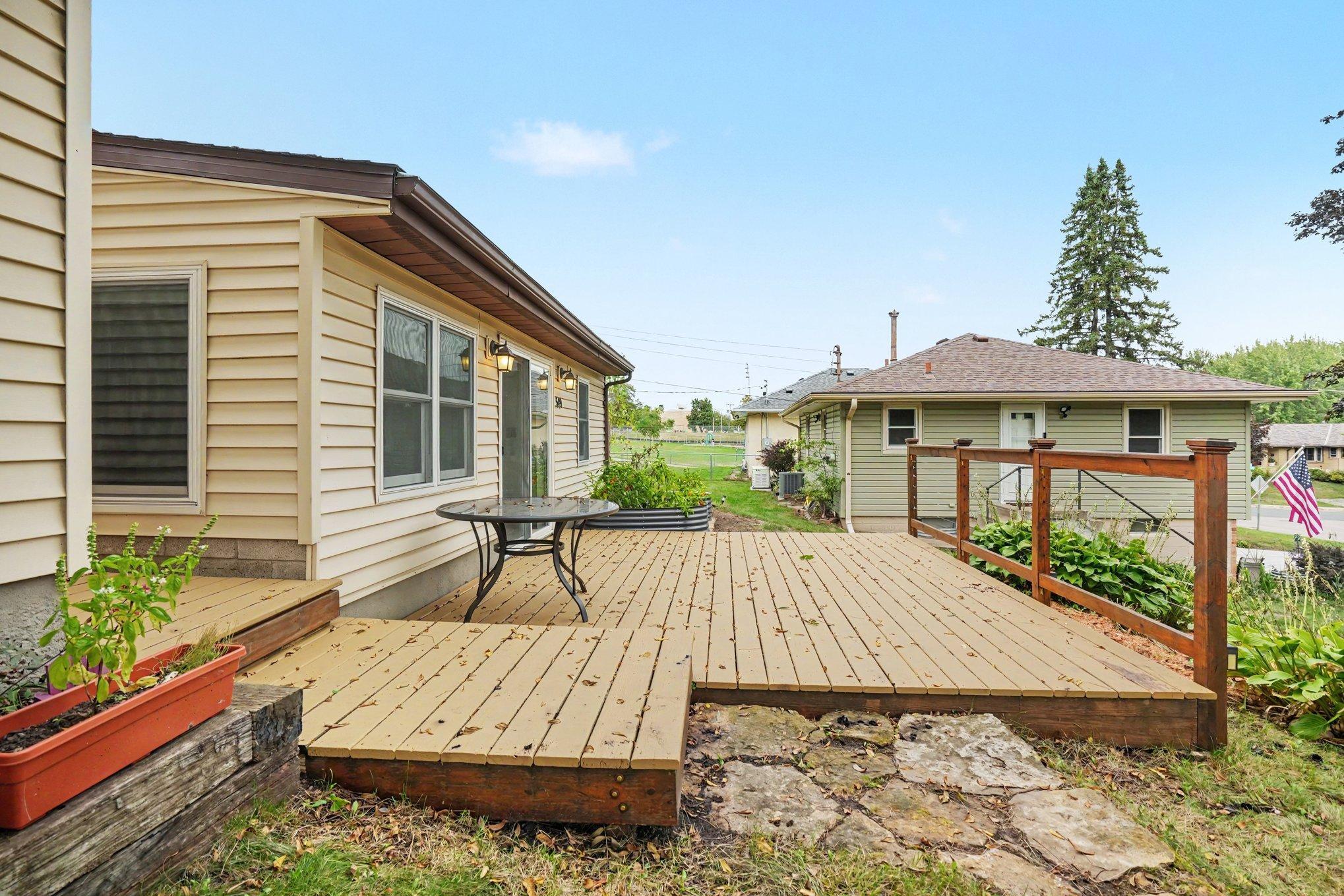 View of Residential at 549 18th Avenue, South Saint Paul MN 55075, South Saint Paul (17 of 23) - Mike Wilen | Minnesota Team Real Estate