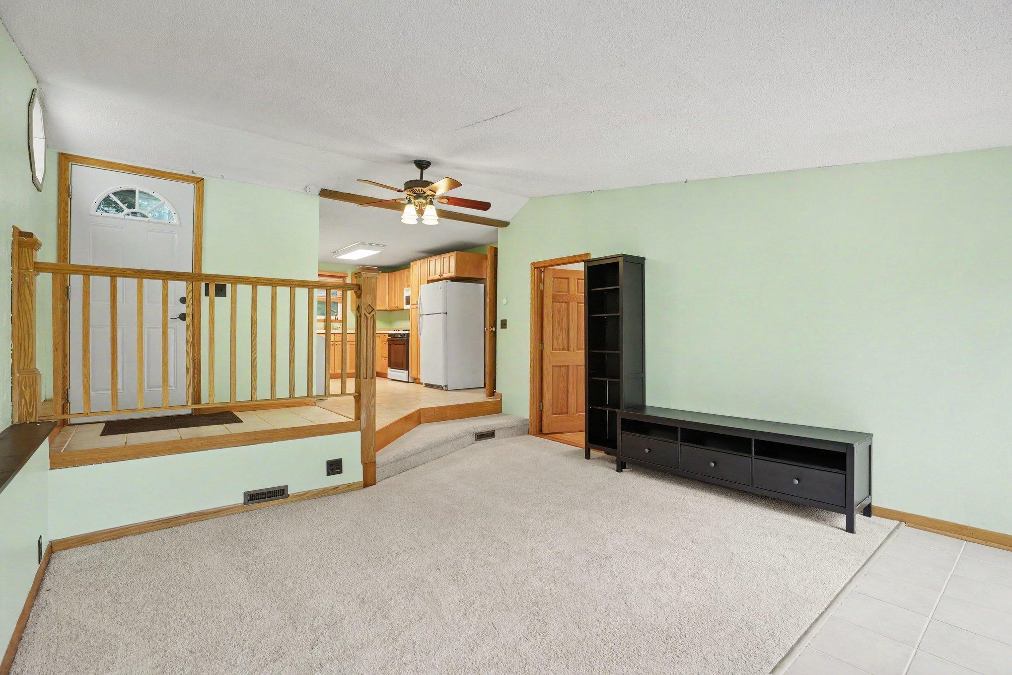 View of Residential at 549 18th Avenue, South Saint Paul MN 55075, South Saint Paul (2 of 23) - Mike Wilen | Minnesota Team Real Estate