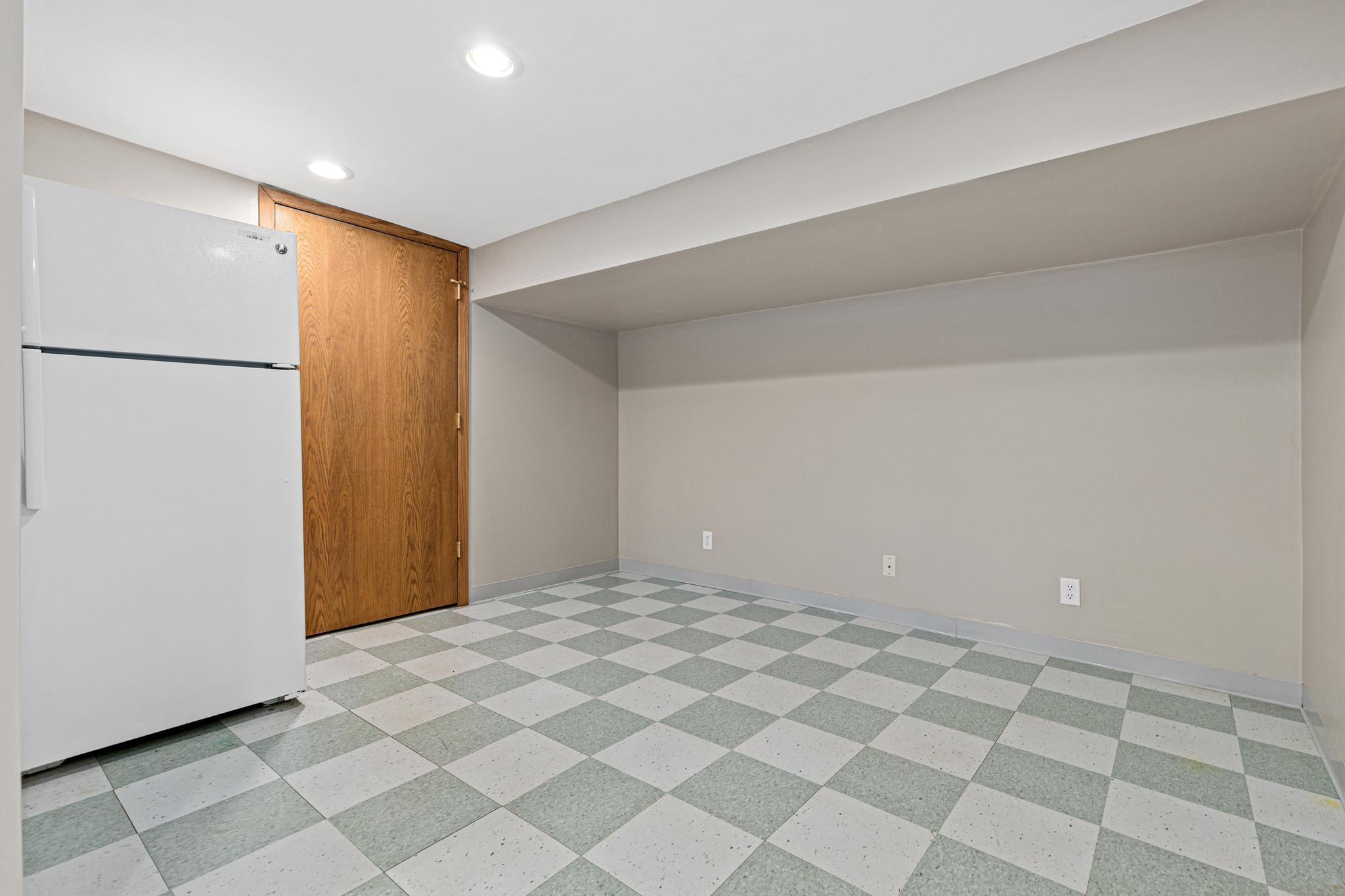 View of Residential at 1658 Sherburne Avenue, Saint Paul MN 55104, Saint Paul (30 of 42) - Mike Wilen | Minnesota Team Real Estate