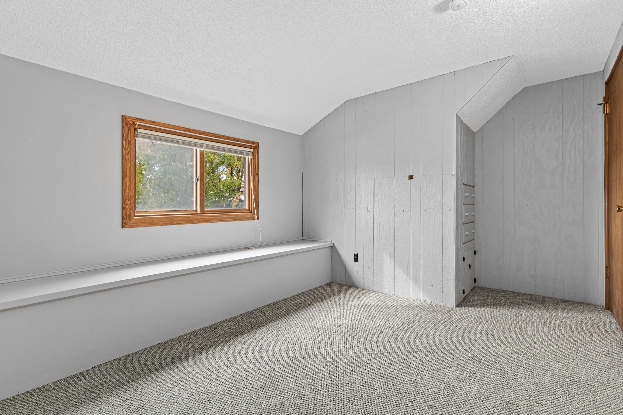 View of Residential at 1658 Sherburne Avenue, Saint Paul MN 55104, Saint Paul (24 of 42) - Mike Wilen | Minnesota Team Real Estate