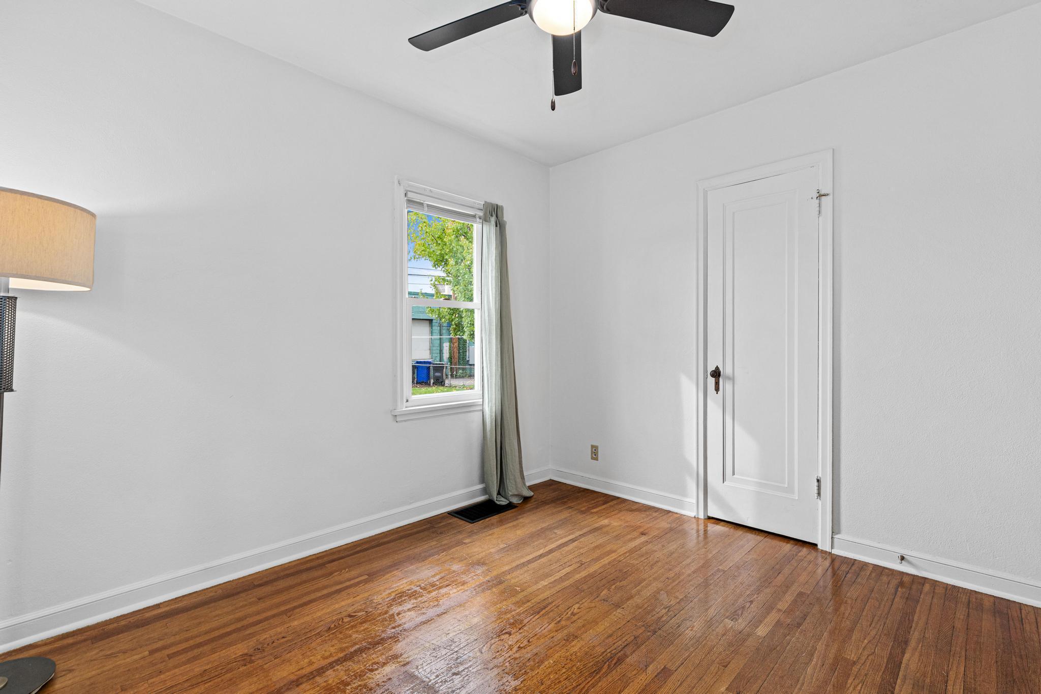 View of Residential at 1658 Sherburne Avenue, Saint Paul MN 55104, Saint Paul (17 of 42) - Mike Wilen | Minnesota Team Real Estate