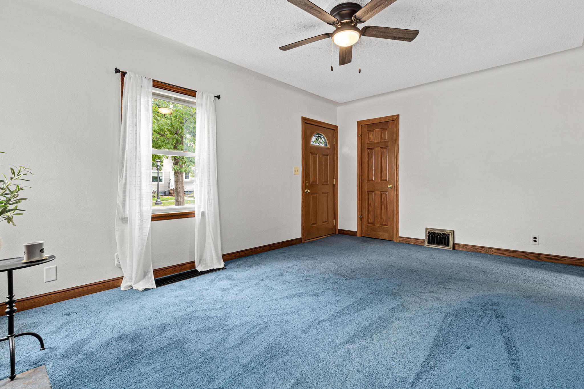 View of Residential at 1658 Sherburne Avenue, Saint Paul MN 55104, Saint Paul (8 of 42) - Mike Wilen | Minnesota Team Real Estate