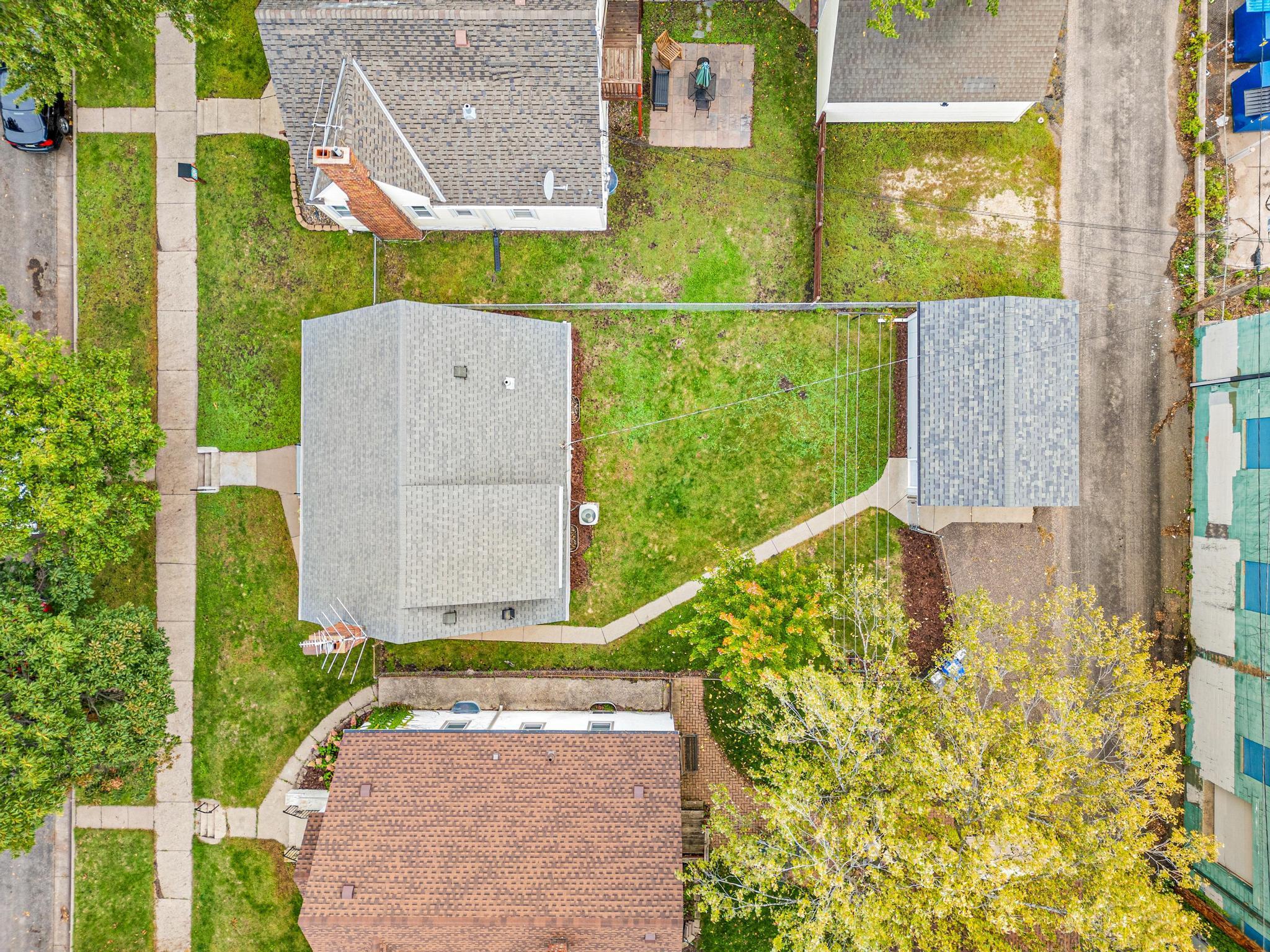 View of Residential at 1658 Sherburne Avenue, Saint Paul MN 55104, Saint Paul (39 of 42) - Mike Wilen | Minnesota Team Real Estate