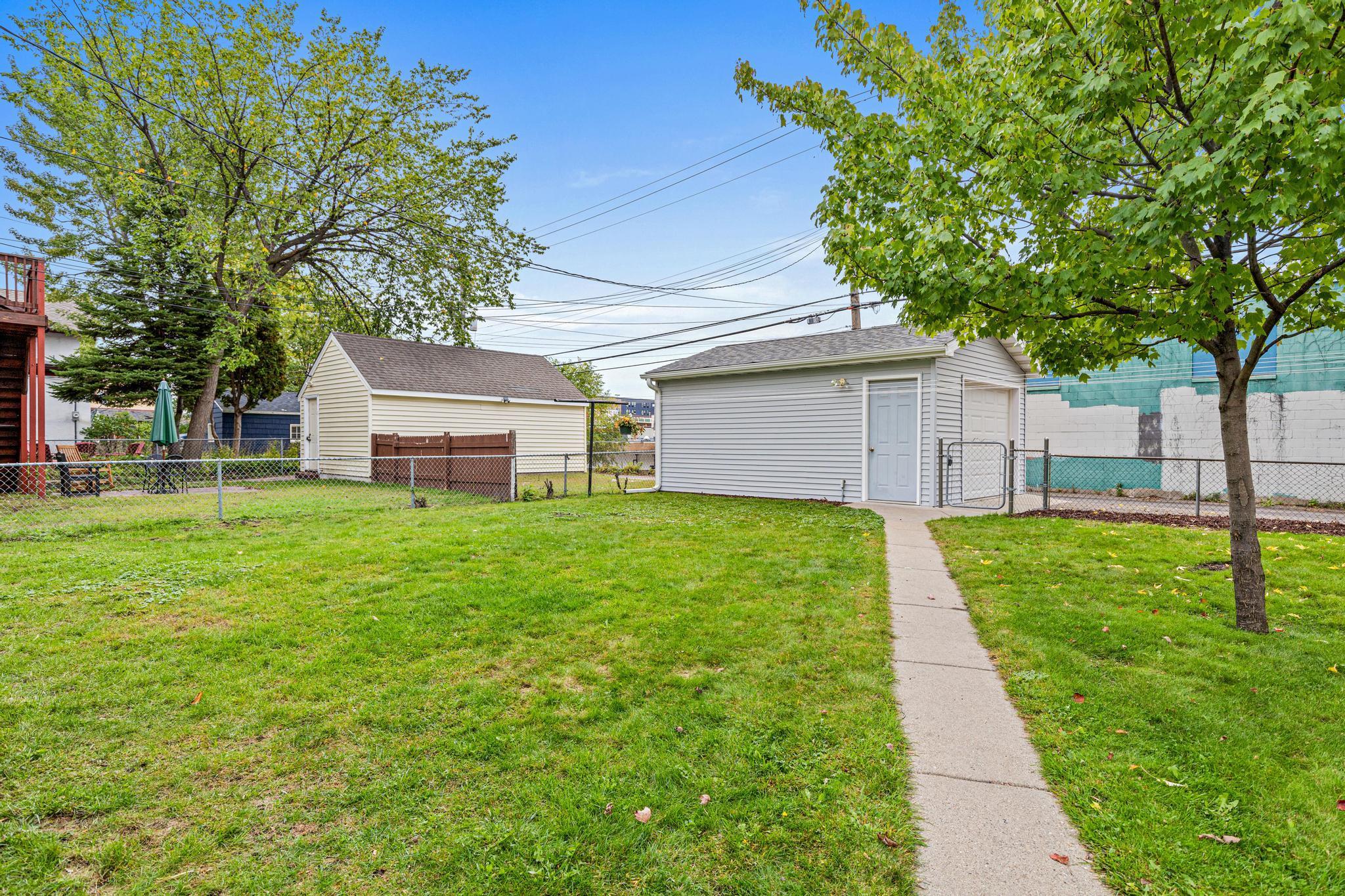 View of Residential at 1658 Sherburne Avenue, Saint Paul MN 55104, Saint Paul (35 of 42) - Mike Wilen | Minnesota Team Real Estate