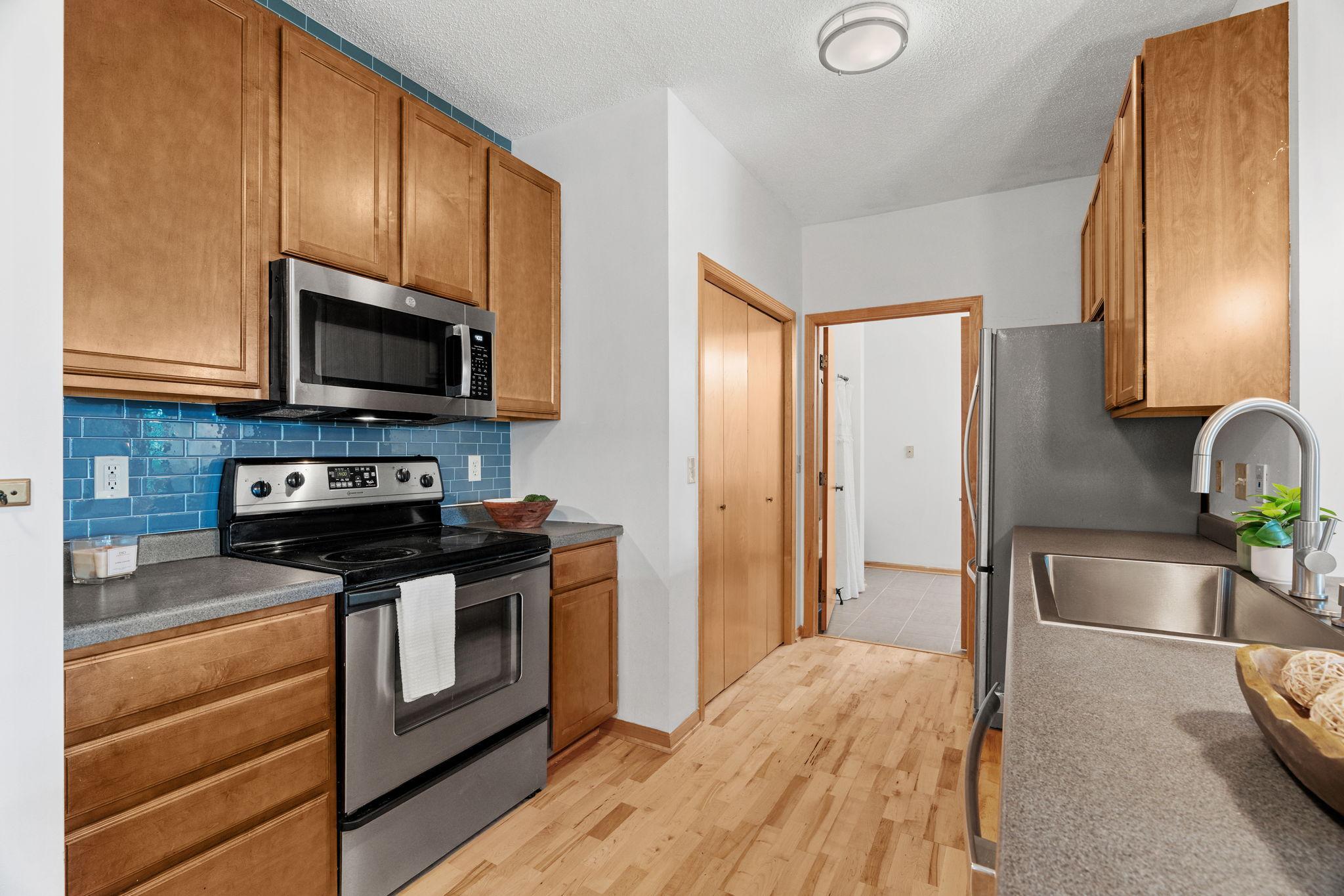 View of Residential at 2530 34th Street #212, Minneapolis MN 55406, Minneapolis (12 of 33) - Mike Wilen | Minnesota Team Real Estate