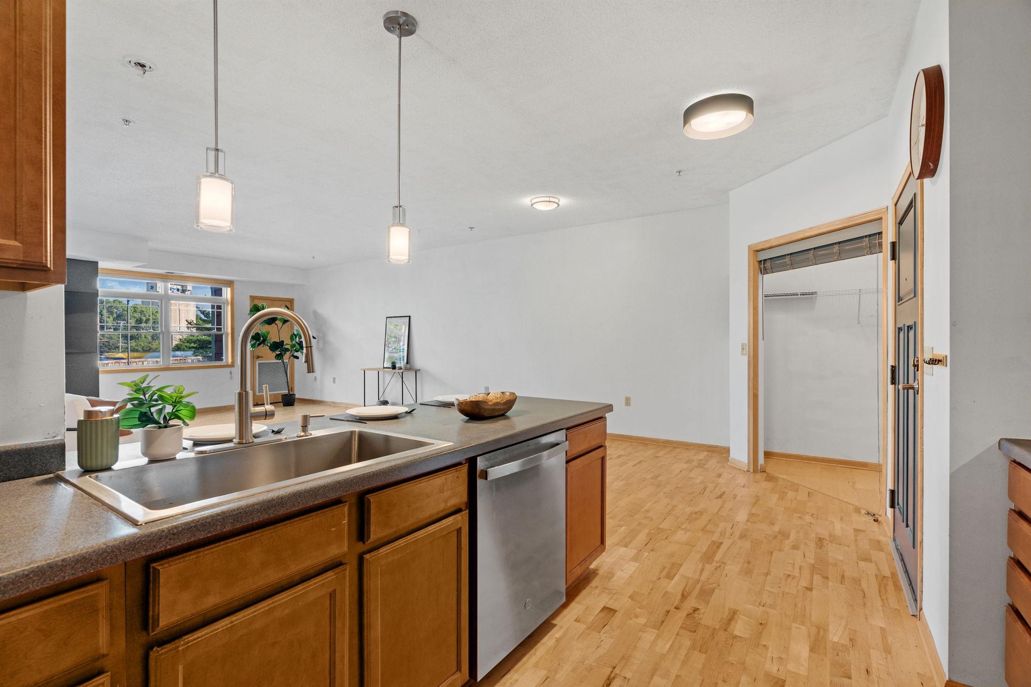 View of Residential at 2530 34th Street #212, Minneapolis MN 55406, Minneapolis (13 of 33) - Mike Wilen | Minnesota Team Real Estate