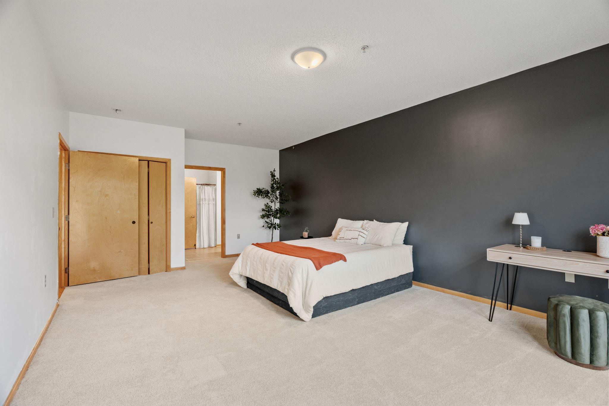 View of Residential at 2530 34th Street #212, Minneapolis MN 55406, Minneapolis (17 of 33) - Mike Wilen | Minnesota Team Real Estate