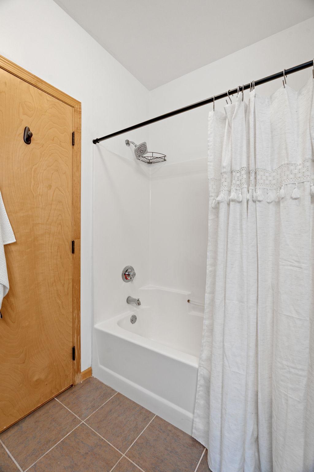 View of Residential at 2530 34th Street #212, Minneapolis MN 55406, Minneapolis (21 of 33) - Mike Wilen | Minnesota Team Real Estate
