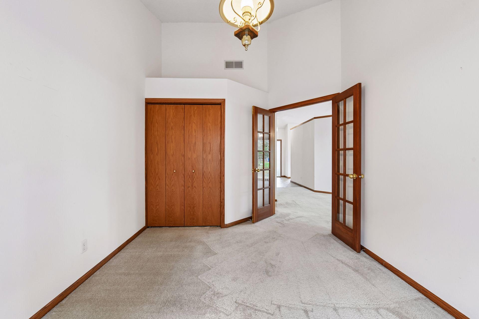 View of Residential at 18512 Lime Tree Court, Minnetonka MN 55345, Minnetonka (14 of 23) - Mike Wilen | Minnesota Team Real Estate
