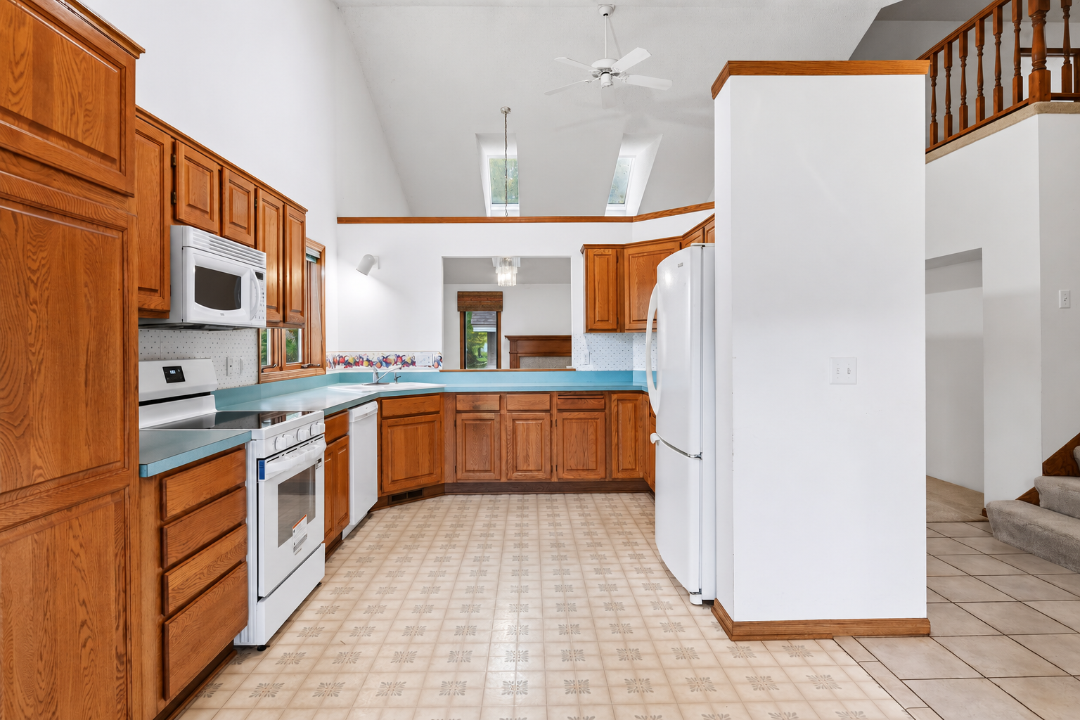 View of Residential at 18512 Lime Tree Court, Minnetonka MN 55345, Minnetonka (6 of 23) - Mike Wilen | Minnesota Team Real Estate
