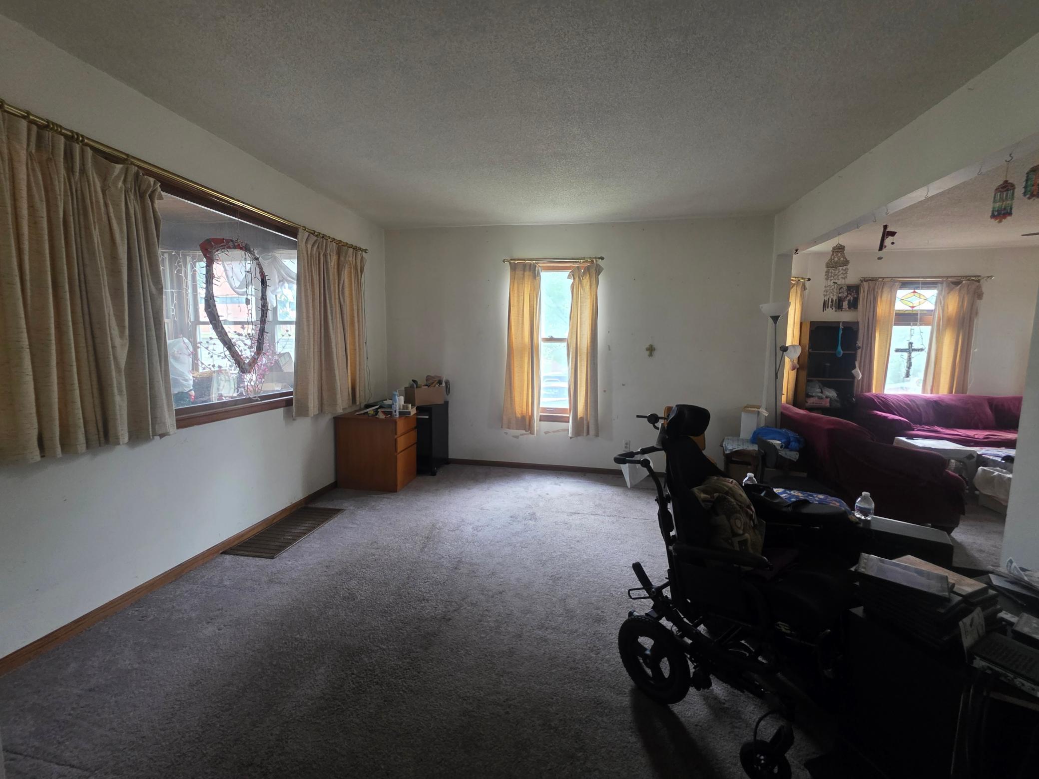 View of Residential at 781 Lawson Avenue, Saint Paul MN 55106, Saint Paul (4 of 14) - Mike Wilen | Minnesota Team Real Estate
