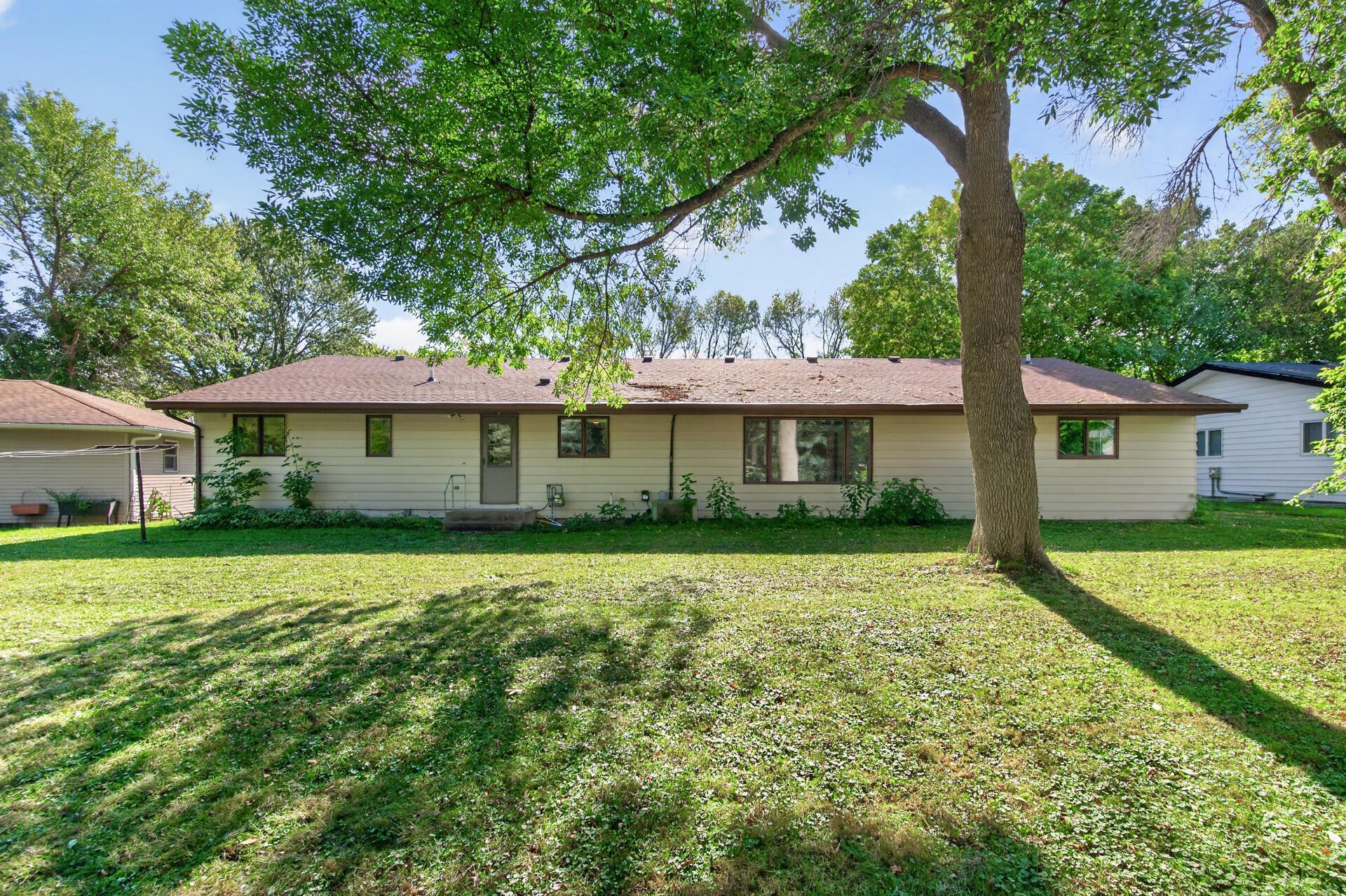 View of Residential at 401 Shady Lane, Norwood Young America MN 55397, Norwood Young America (31 of 36) - Mike Wilen | Minnesota Team Real Estate