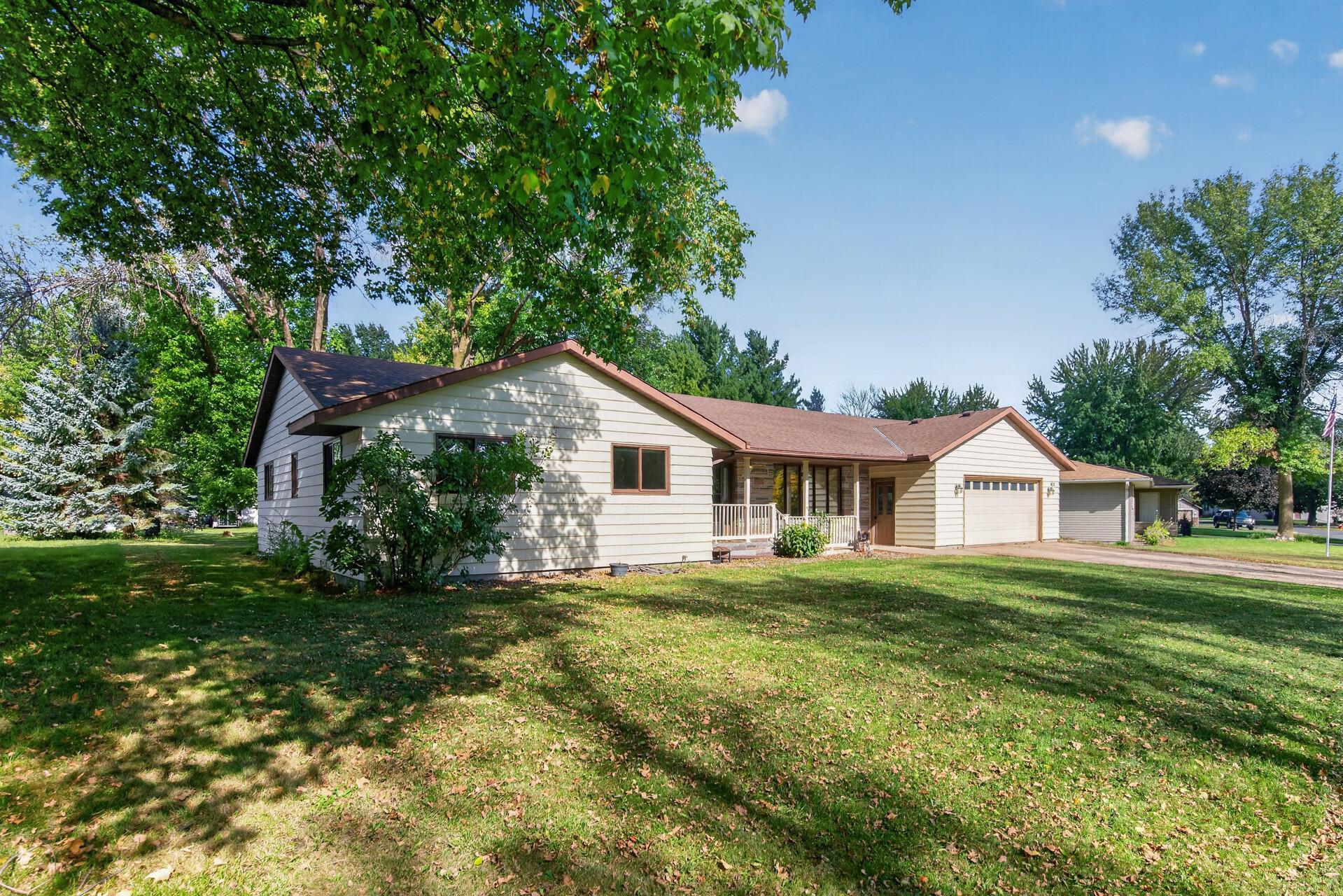 View of Residential at 401 Shady Lane, Norwood Young America MN 55397, Norwood Young America (33 of 36) - Mike Wilen | Minnesota Team Real Estate