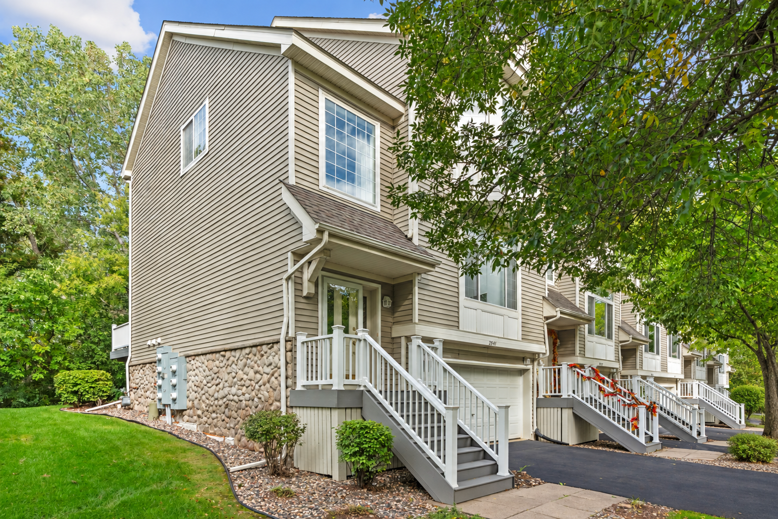 View of (TH) Side x Side at 8841 Brunswick Path, Inver Grove Heights - Mike Wilen | Minnesota Team Real Estate
