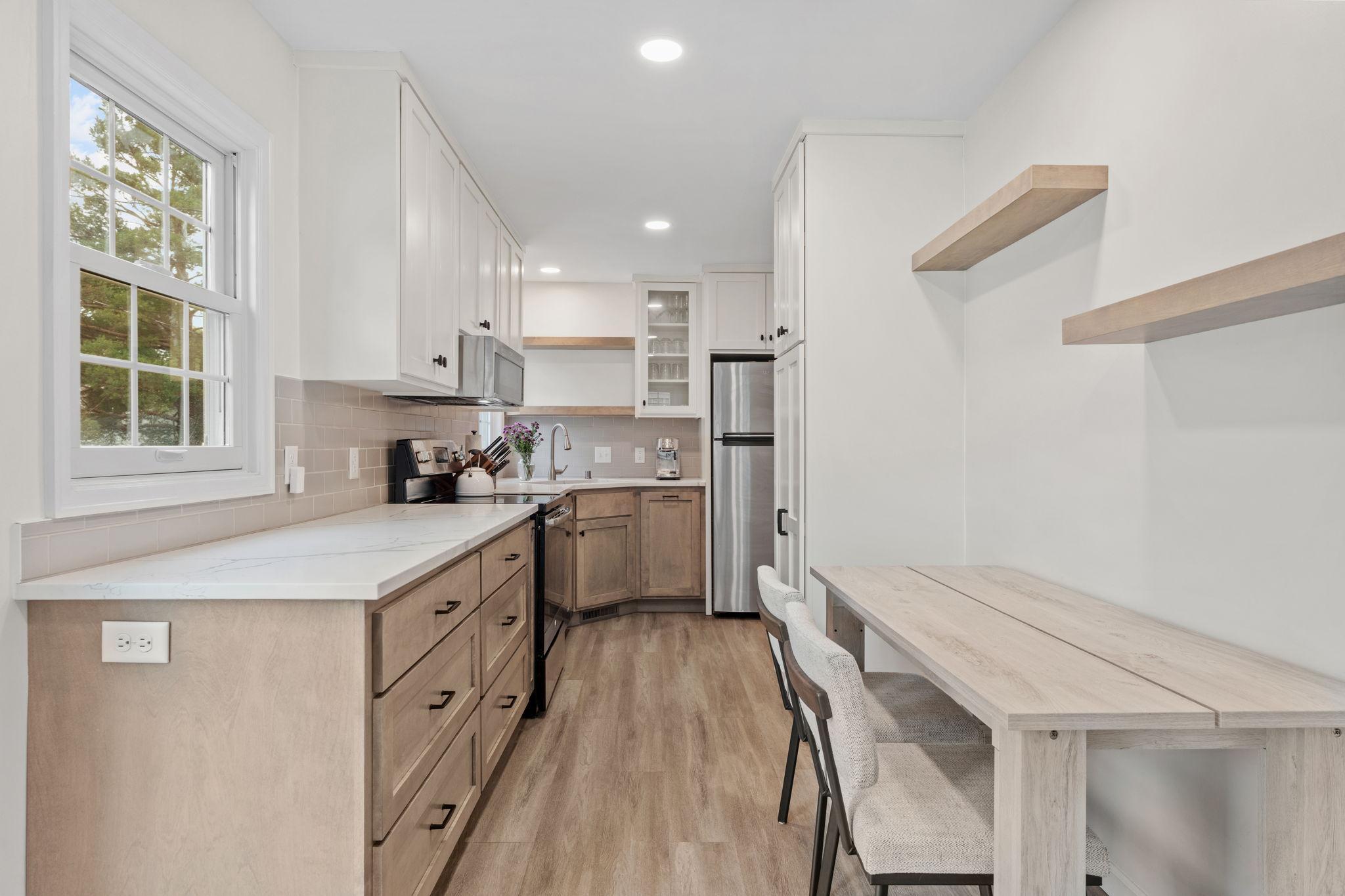 View of Residential at 2828 Alabama Avenue, Saint Louis Park MN 55416, Saint Louis Park (10 of 41) - Mike Wilen | Minnesota Team Real Estate