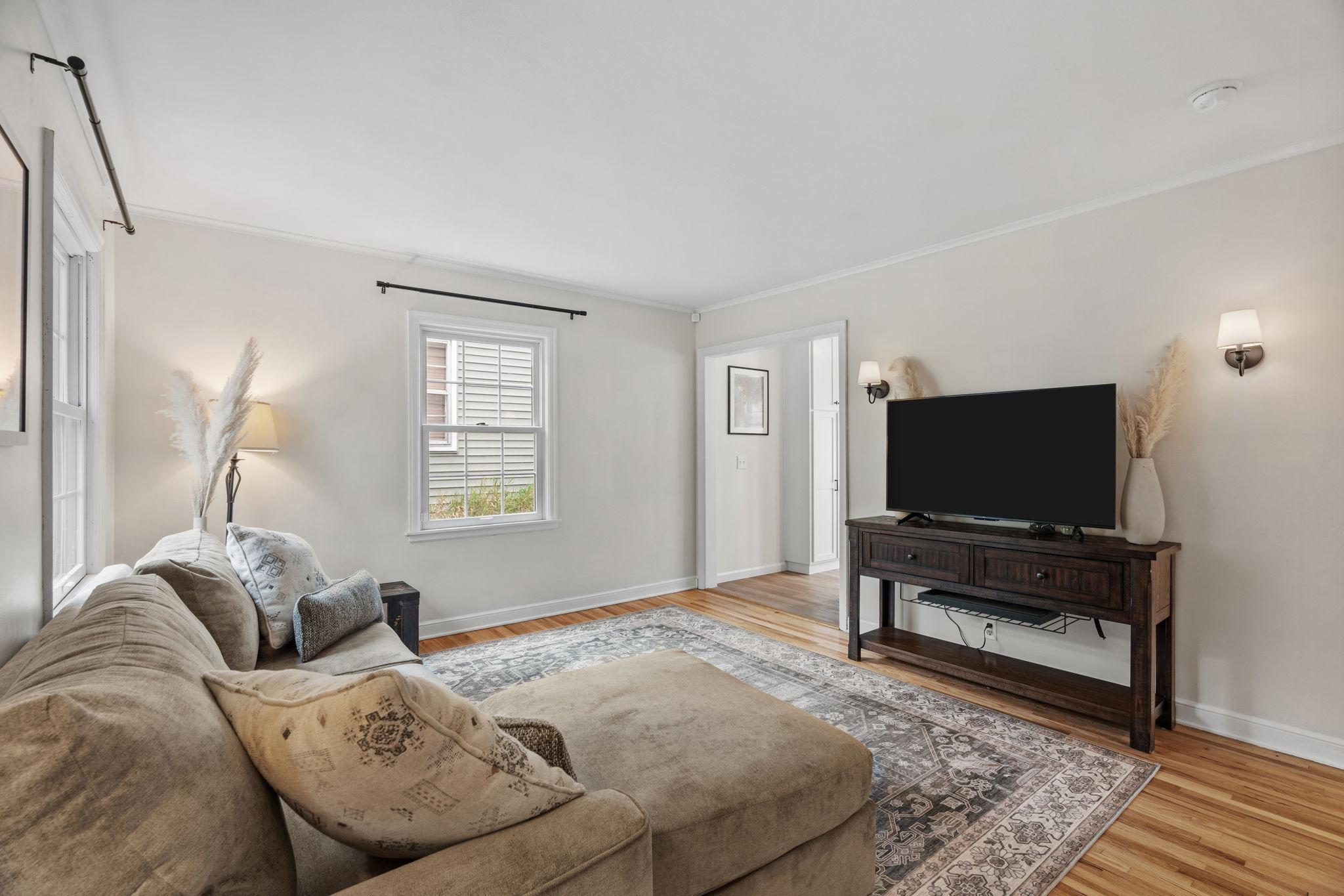View of Residential at 2828 Alabama Avenue, Saint Louis Park MN 55416, Saint Louis Park (6 of 41) - Mike Wilen | Minnesota Team Real Estate