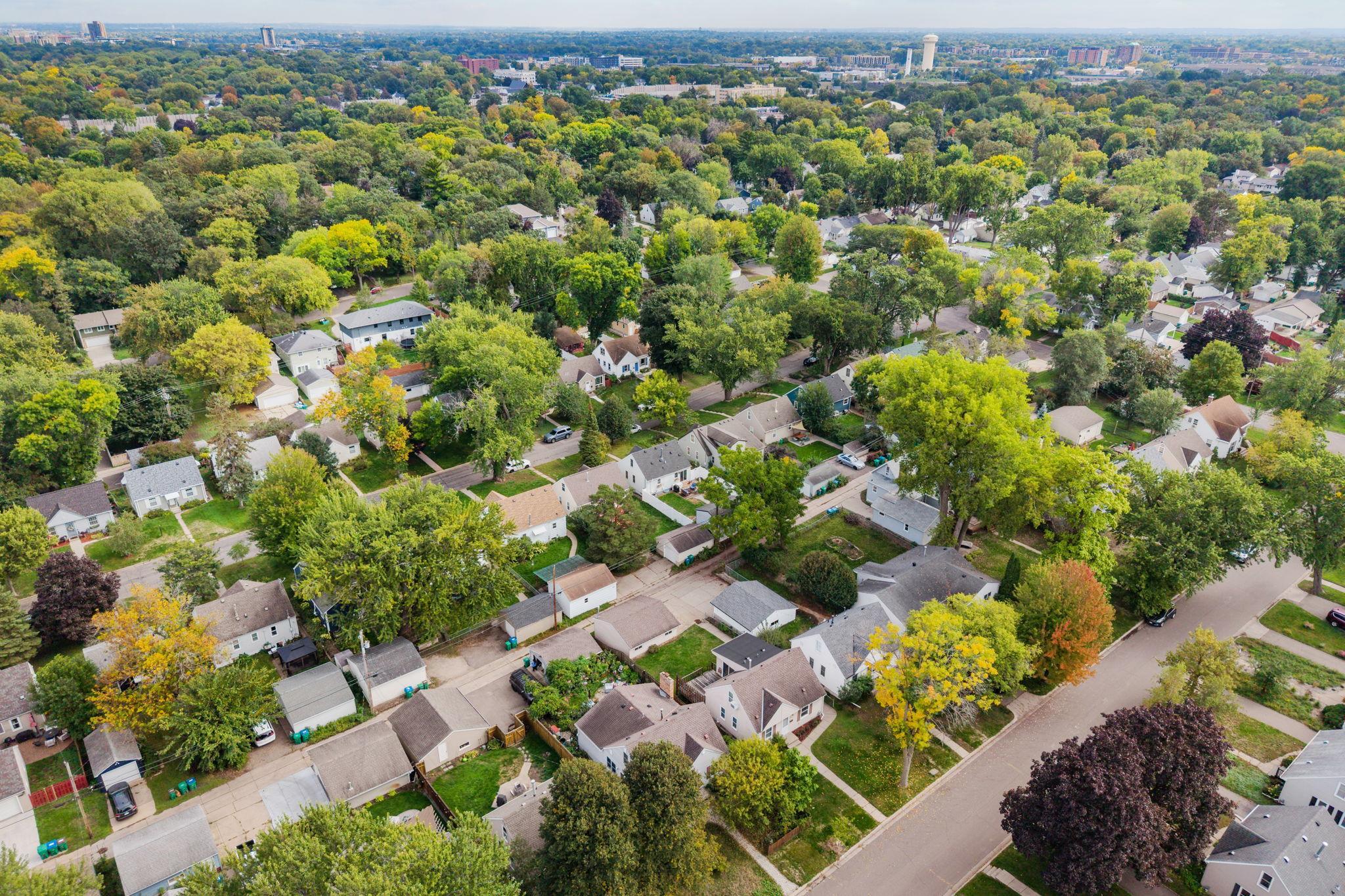 View of Residential at 2828 Alabama Avenue, Saint Louis Park MN 55416, Saint Louis Park (39 of 41) - Mike Wilen | Minnesota Team Real Estate