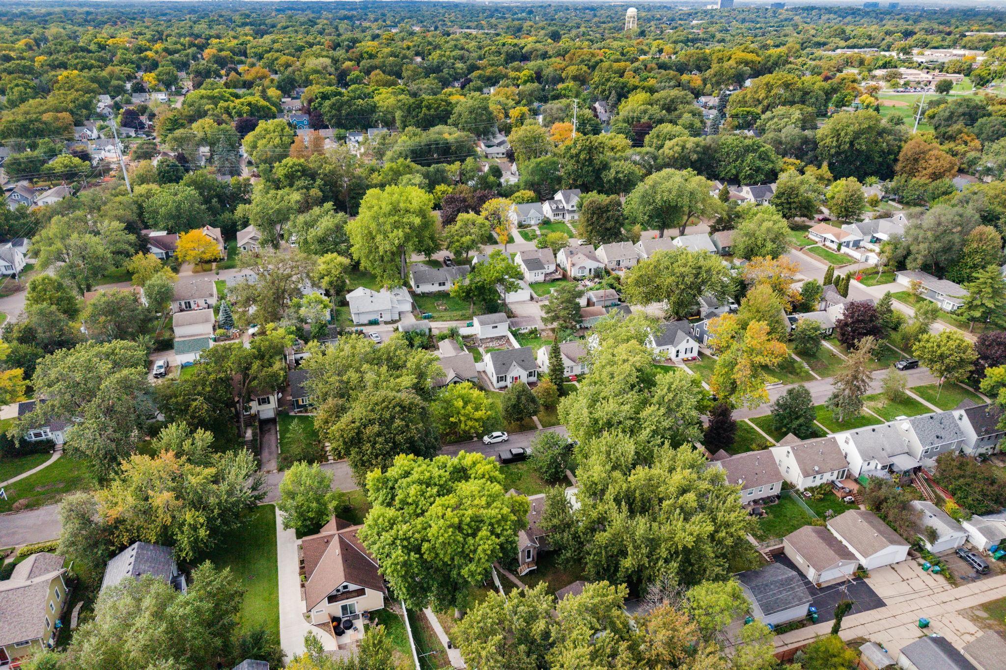 View of Residential at 2828 Alabama Avenue, Saint Louis Park MN 55416, Saint Louis Park (37 of 41) - Mike Wilen | Minnesota Team Real Estate
