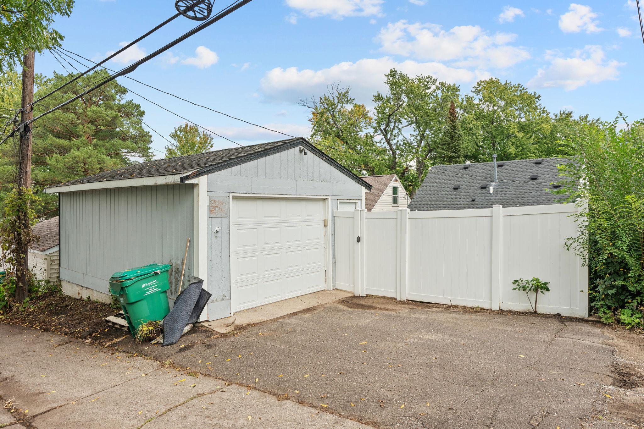 View of Residential at 2828 Alabama Avenue, Saint Louis Park MN 55416, Saint Louis Park (33 of 41) - Mike Wilen | Minnesota Team Real Estate