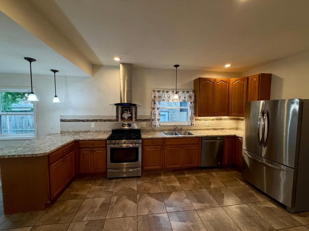 View of Residential at 864 Delaware Avenue, Saint Paul MN 55107, Saint Paul (7 of 24) - Mike Wilen | Minnesota Team Real Estate