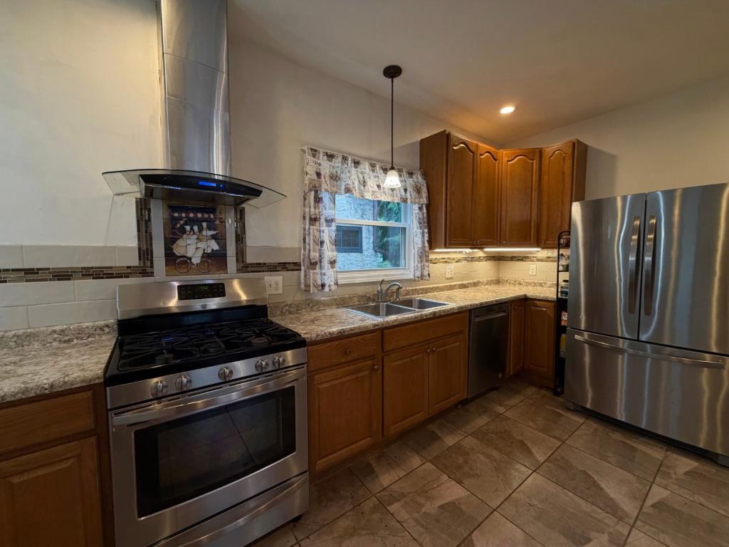 View of Residential at 864 Delaware Avenue, Saint Paul MN 55107, Saint Paul (8 of 24) - Mike Wilen | Minnesota Team Real Estate