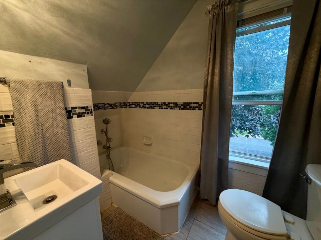 View of Residential at 864 Delaware Avenue, Saint Paul MN 55107, Saint Paul (17 of 24) - Mike Wilen | Minnesota Team Real Estate