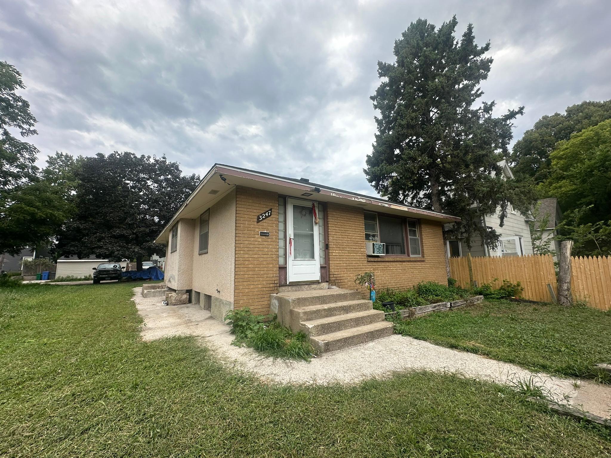 View of Residential at 3247 Logan Avenue, Minneapolis MN 55412, Minneapolis (4 of 19) - Mike Wilen | Minnesota Team Real Estate