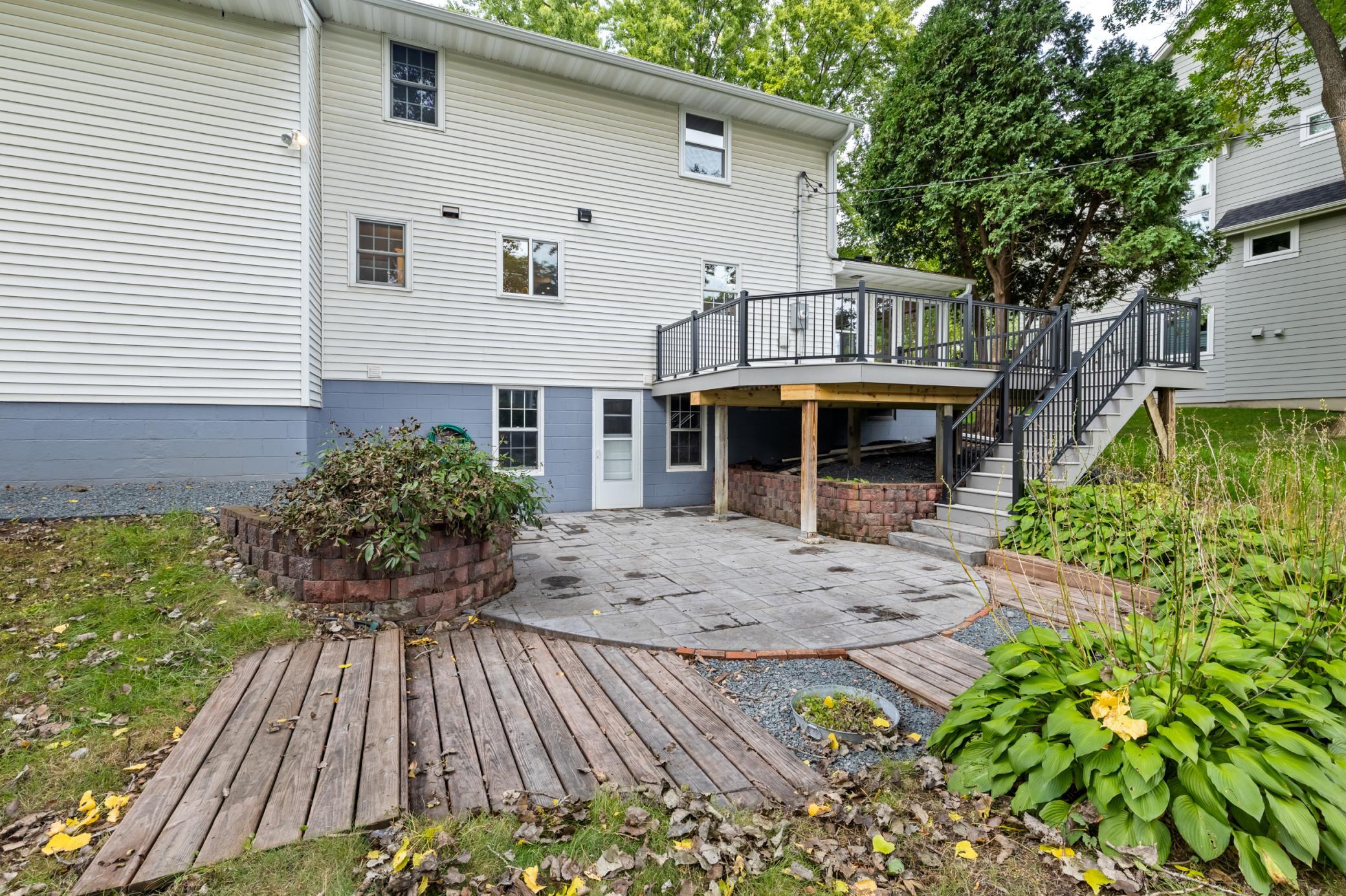 View of Residential at 5613 Warden Avenue, Edina MN 55436, Edina (43 of 51) - Mike Wilen | Minnesota Team Real Estate