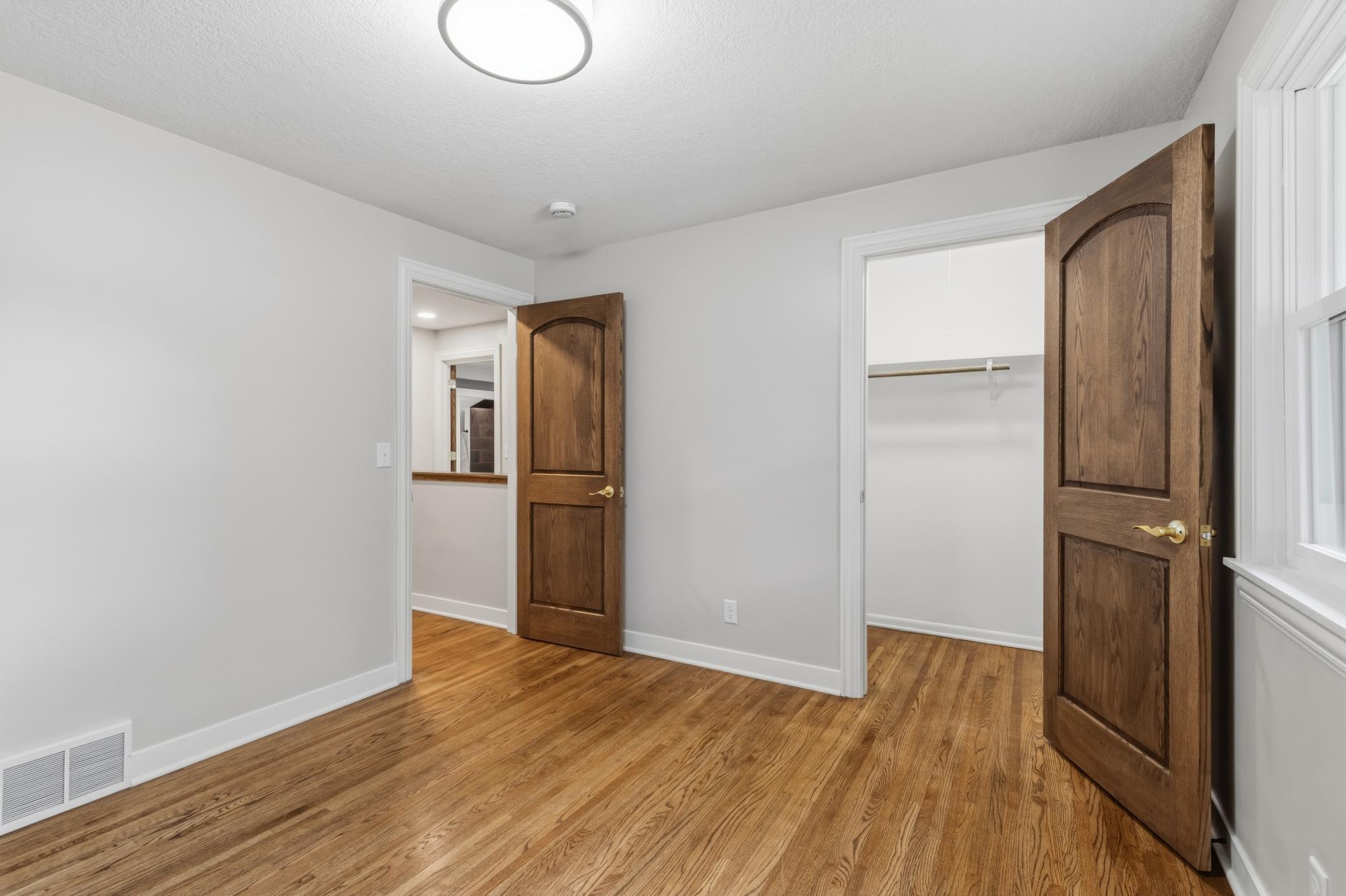View of Residential at 5613 Warden Avenue, Edina MN 55436, Edina (29 of 51) - Mike Wilen | Minnesota Team Real Estate