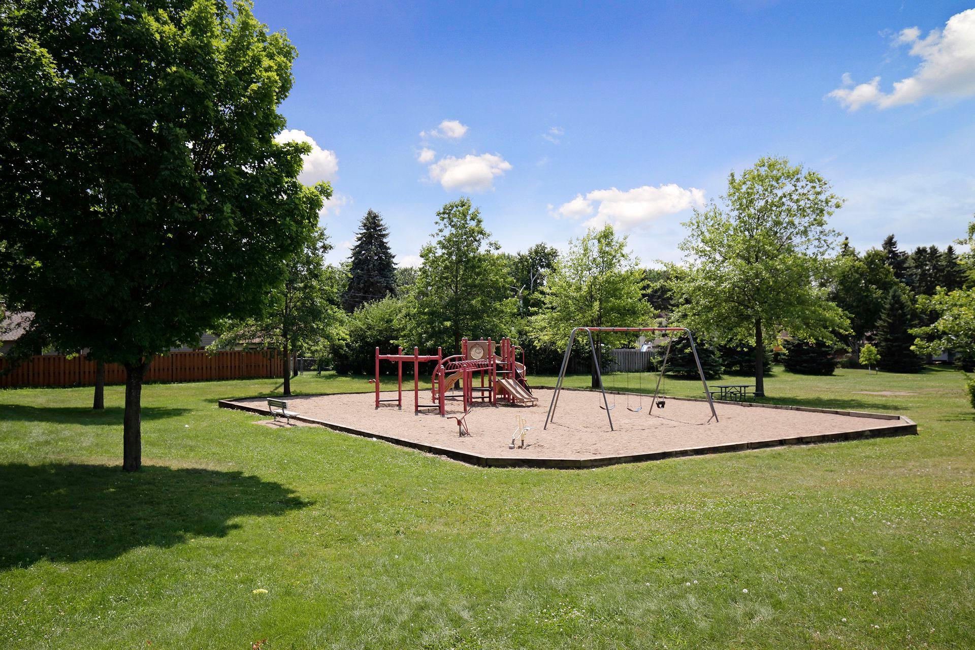View of Residential at 1616 Sandhurst Avenue, Maplewood MN 55109, Maplewood (76 of 83) - Mike Wilen | Minnesota Team Real Estate