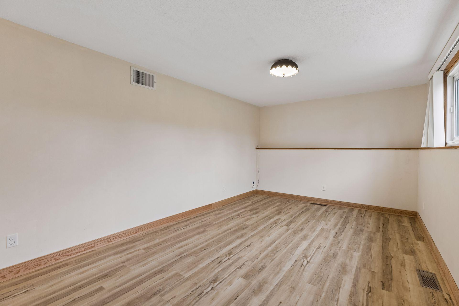 View of Residential at 1616 Sandhurst Avenue, Maplewood MN 55109, Maplewood (48 of 83) - Mike Wilen | Minnesota Team Real Estate