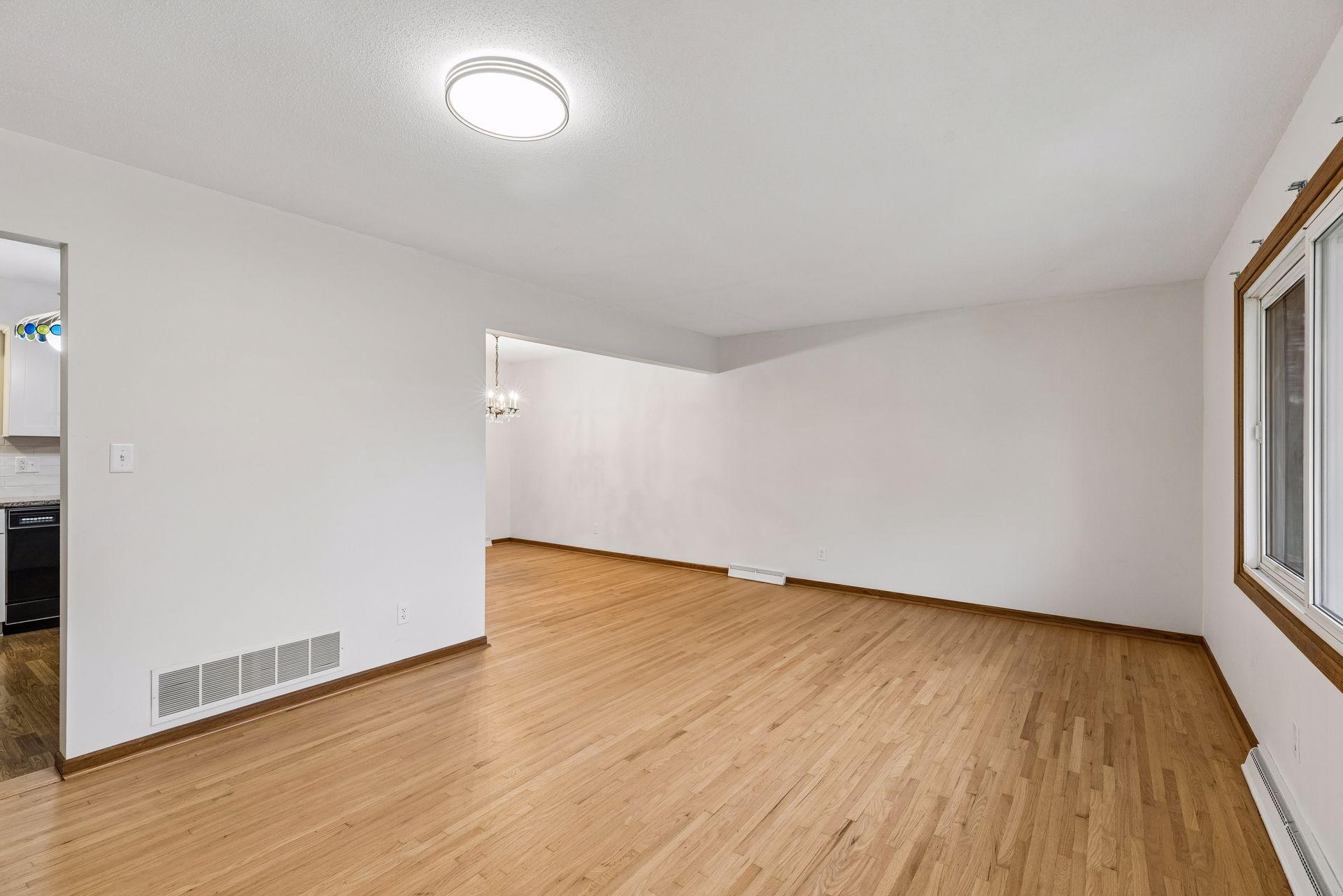 View of Residential at 1616 Sandhurst Avenue, Maplewood MN 55109, Maplewood (15 of 83) - Mike Wilen | Minnesota Team Real Estate