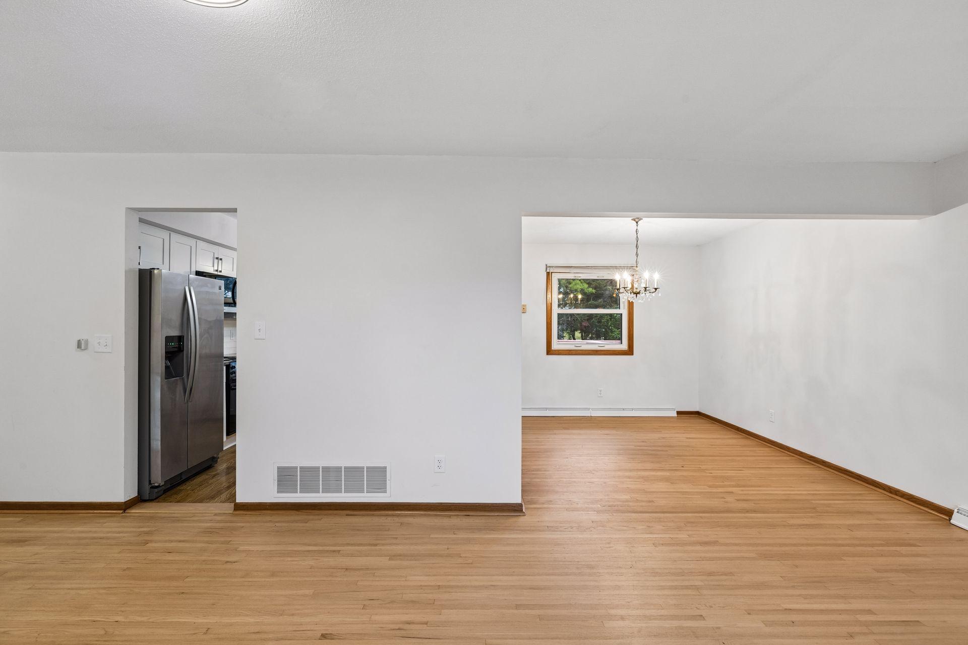 View of Residential at 1616 Sandhurst Avenue, Maplewood MN 55109, Maplewood (9 of 83) - Mike Wilen | Minnesota Team Real Estate