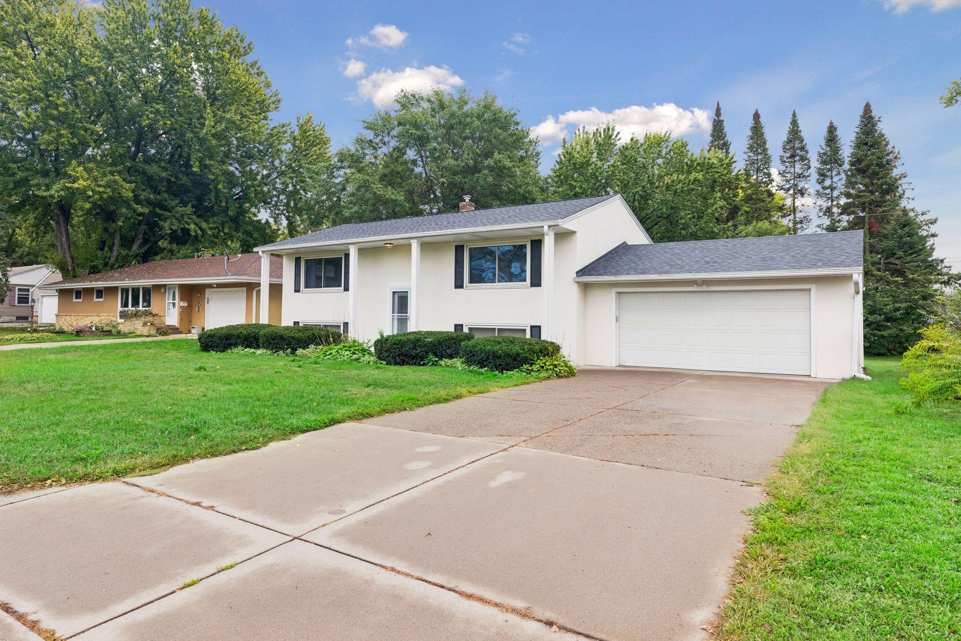 View of Residential at 1616 Sandhurst Avenue, Maplewood MN 55109, Maplewood (5 of 83) - Mike Wilen | Minnesota Team Real Estate