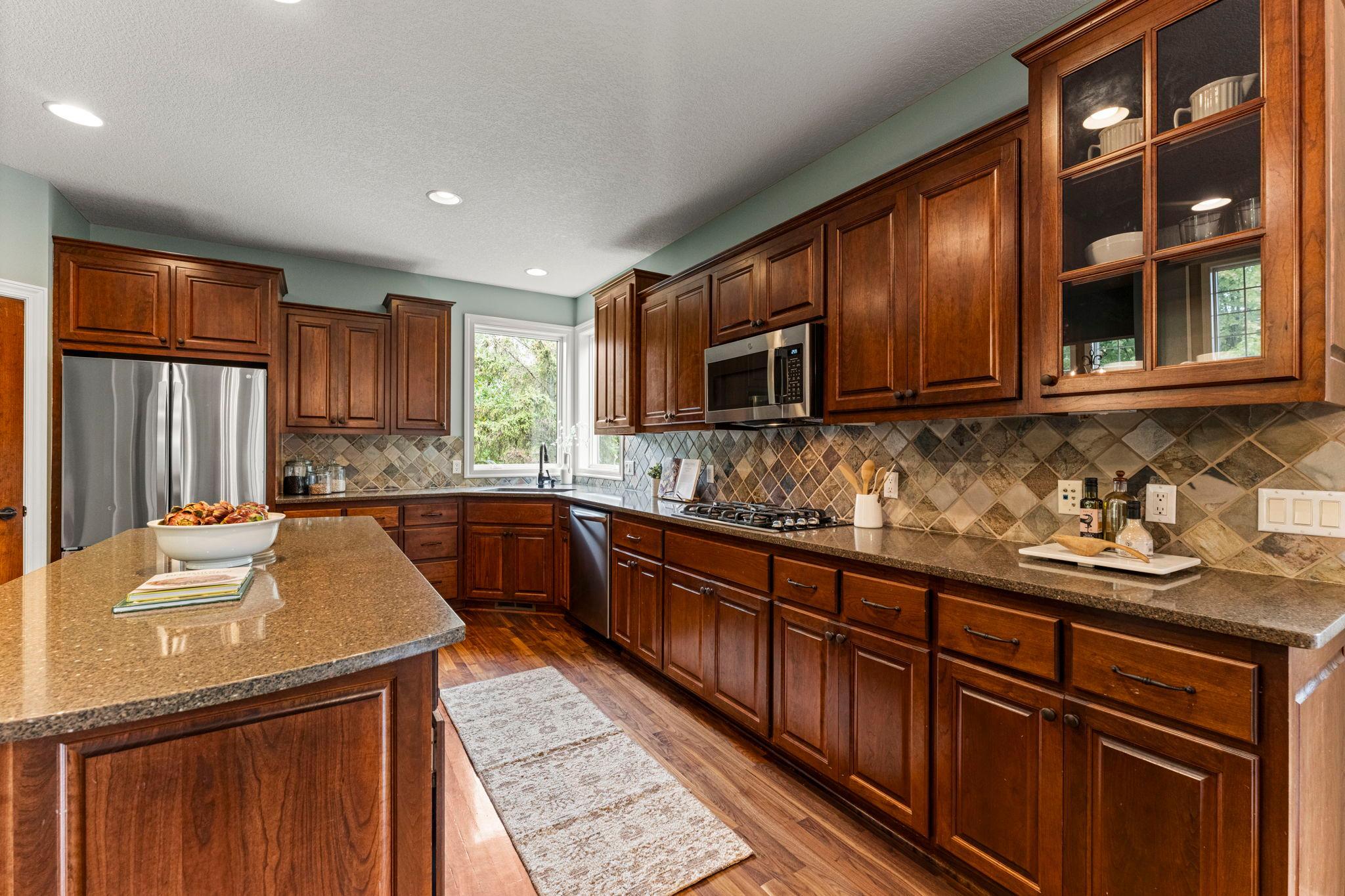 View of Residential at 21761 Pine Tree Circle, Lakeville MN 55044, Lakeville (17 of 100) - Mike Wilen | Minnesota Team Real Estate