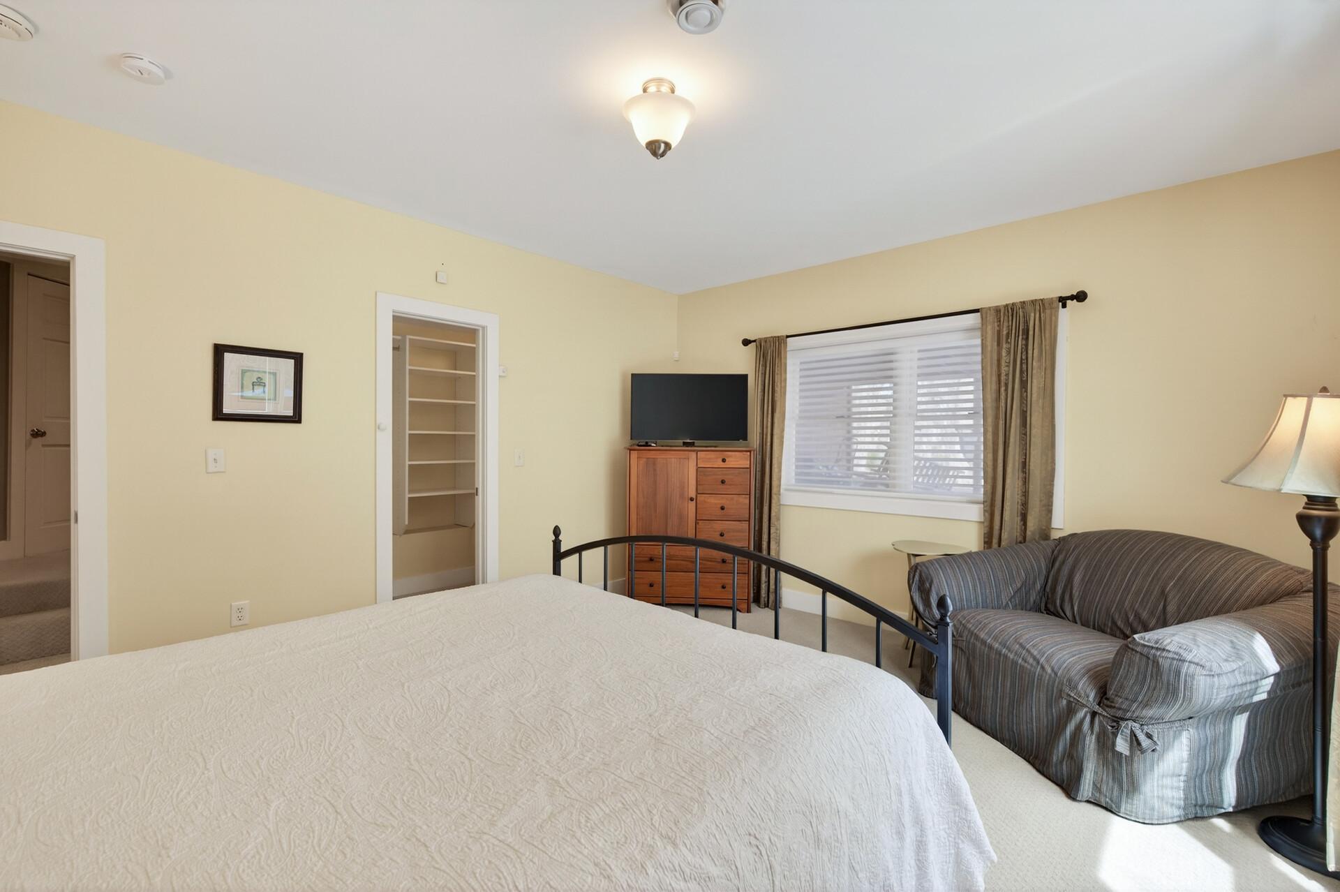 View of Residential at 19055 Ridgewood Road, Deephaven MN 55391, Deephaven (55 of 82) - Mike Wilen | Minnesota Team Real Estate