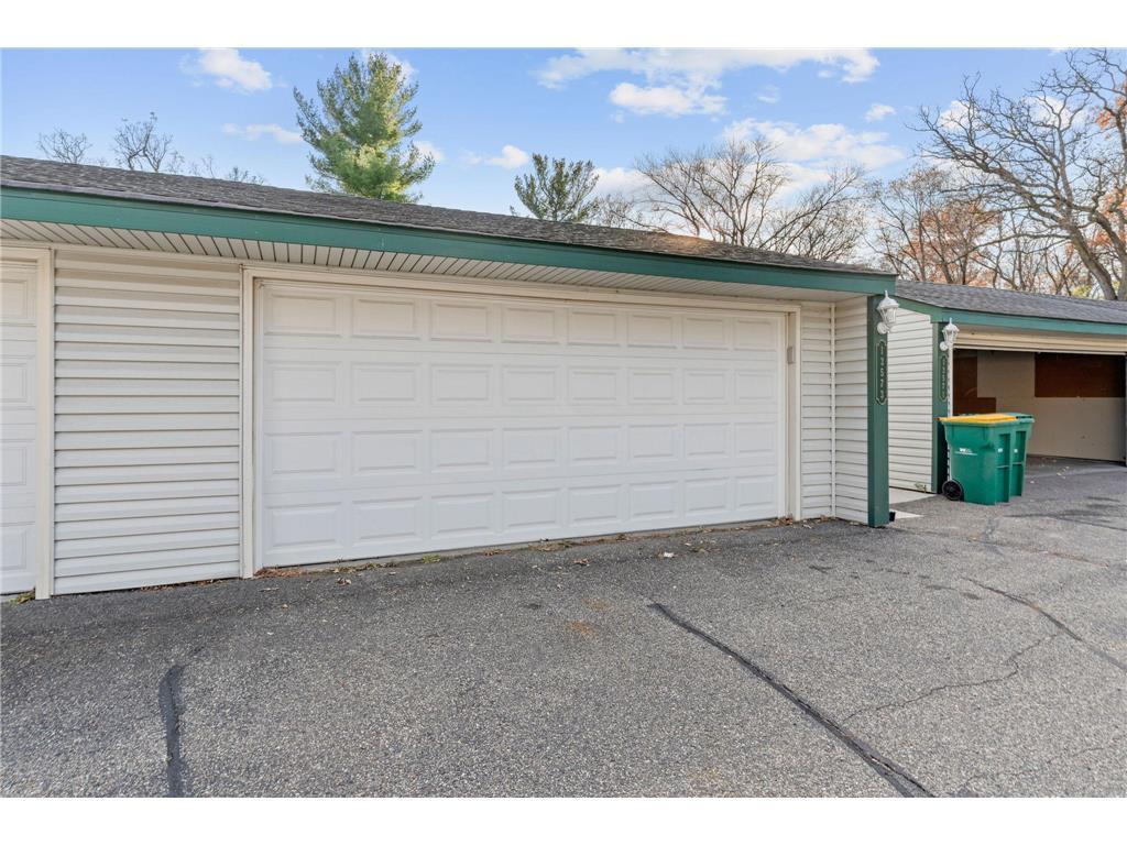 View of Residential at 13573 Everton Avenue, Apple Valley MN 55124, Apple Valley (28 of 29) - Mike Wilen | Minnesota Team Real Estate