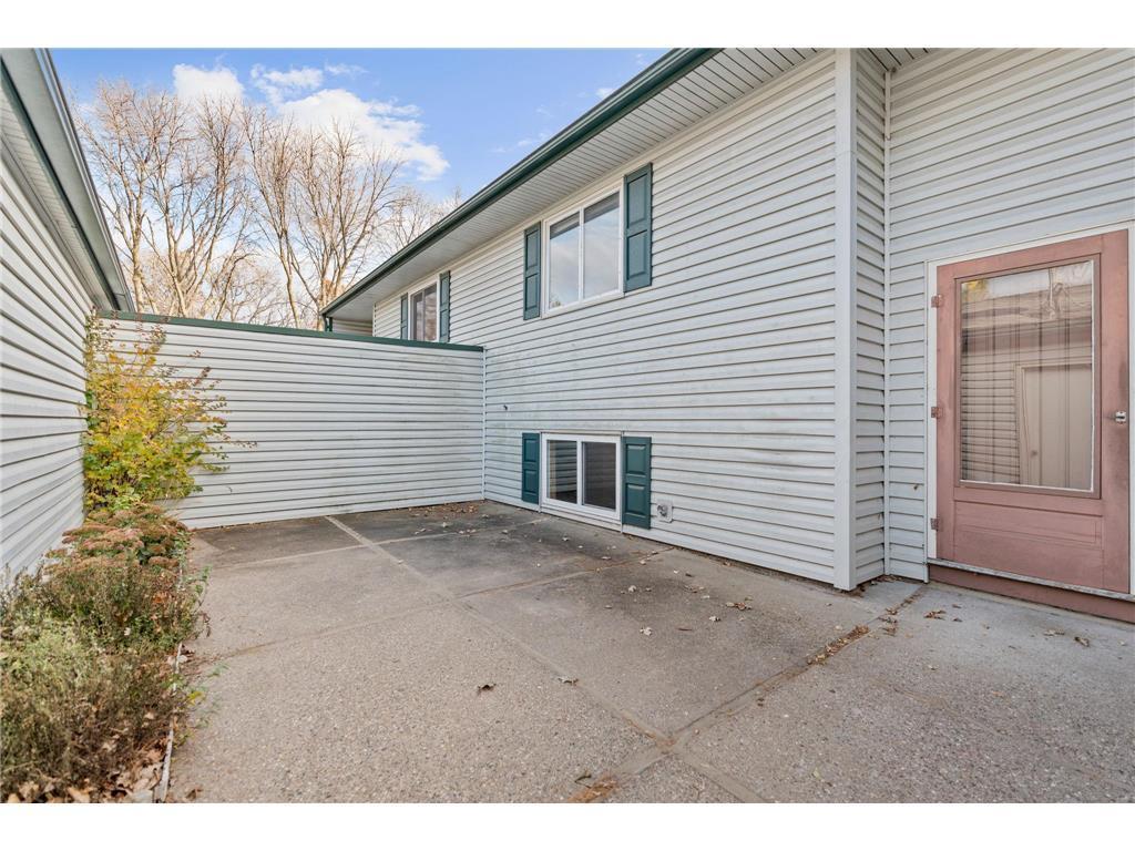 View of Residential at 13573 Everton Avenue, Apple Valley MN 55124, Apple Valley (27 of 29) - Mike Wilen | Minnesota Team Real Estate