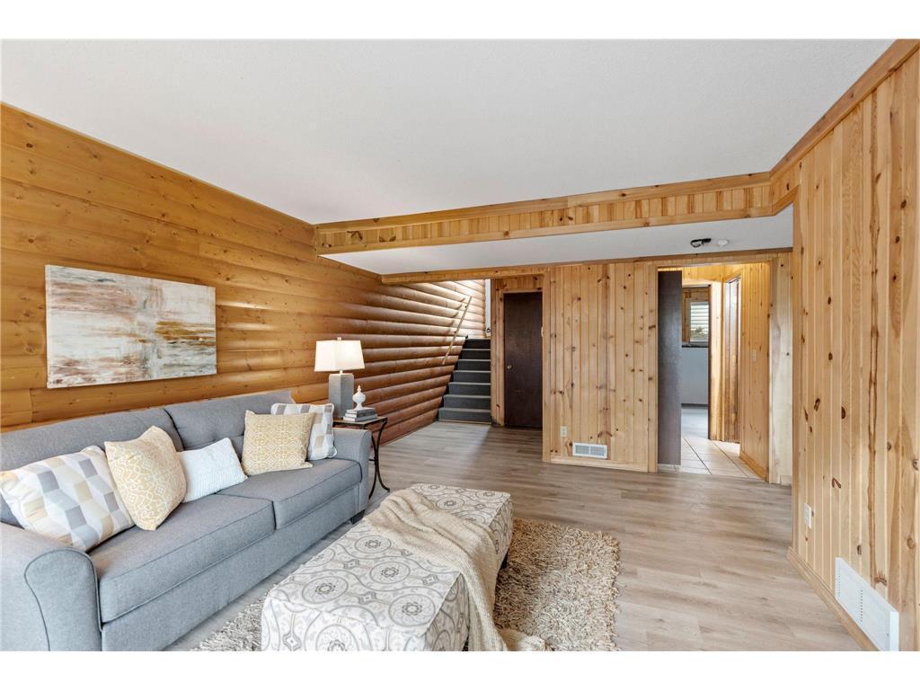 View of Residential at 13573 Everton Avenue, Apple Valley MN 55124, Apple Valley (17 of 29) - Mike Wilen | Minnesota Team Real Estate