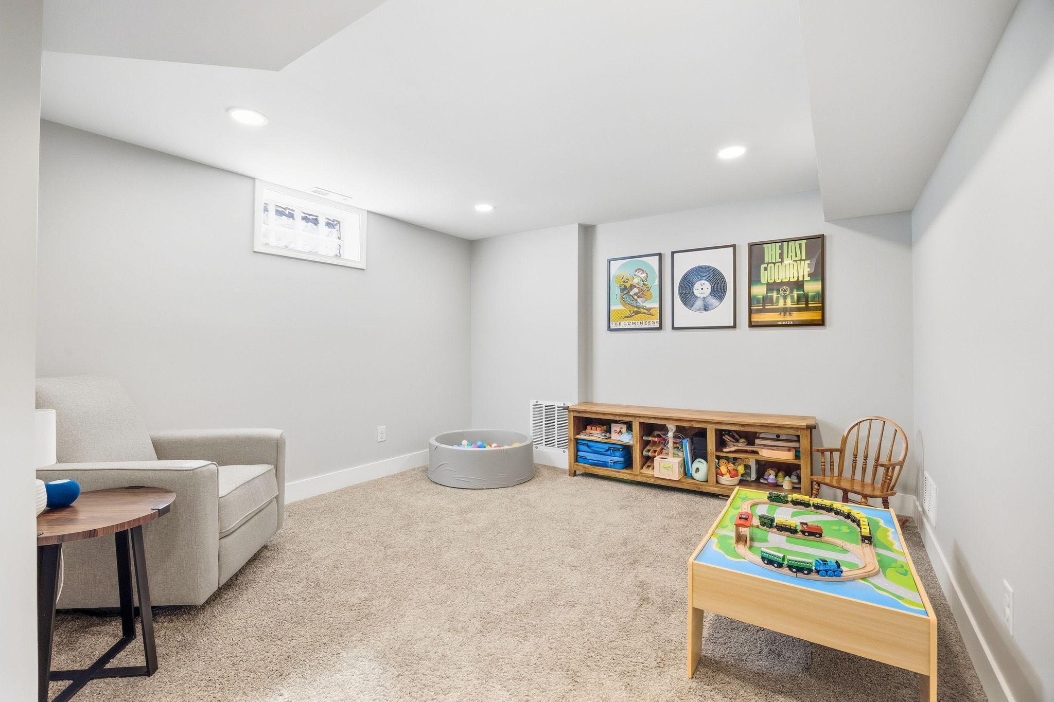 View of Residential at 3055 Salem Avenue, Saint Louis Park MN 55416, Saint Louis Park (19 of 27) - Mike Wilen | Minnesota Team Real Estate