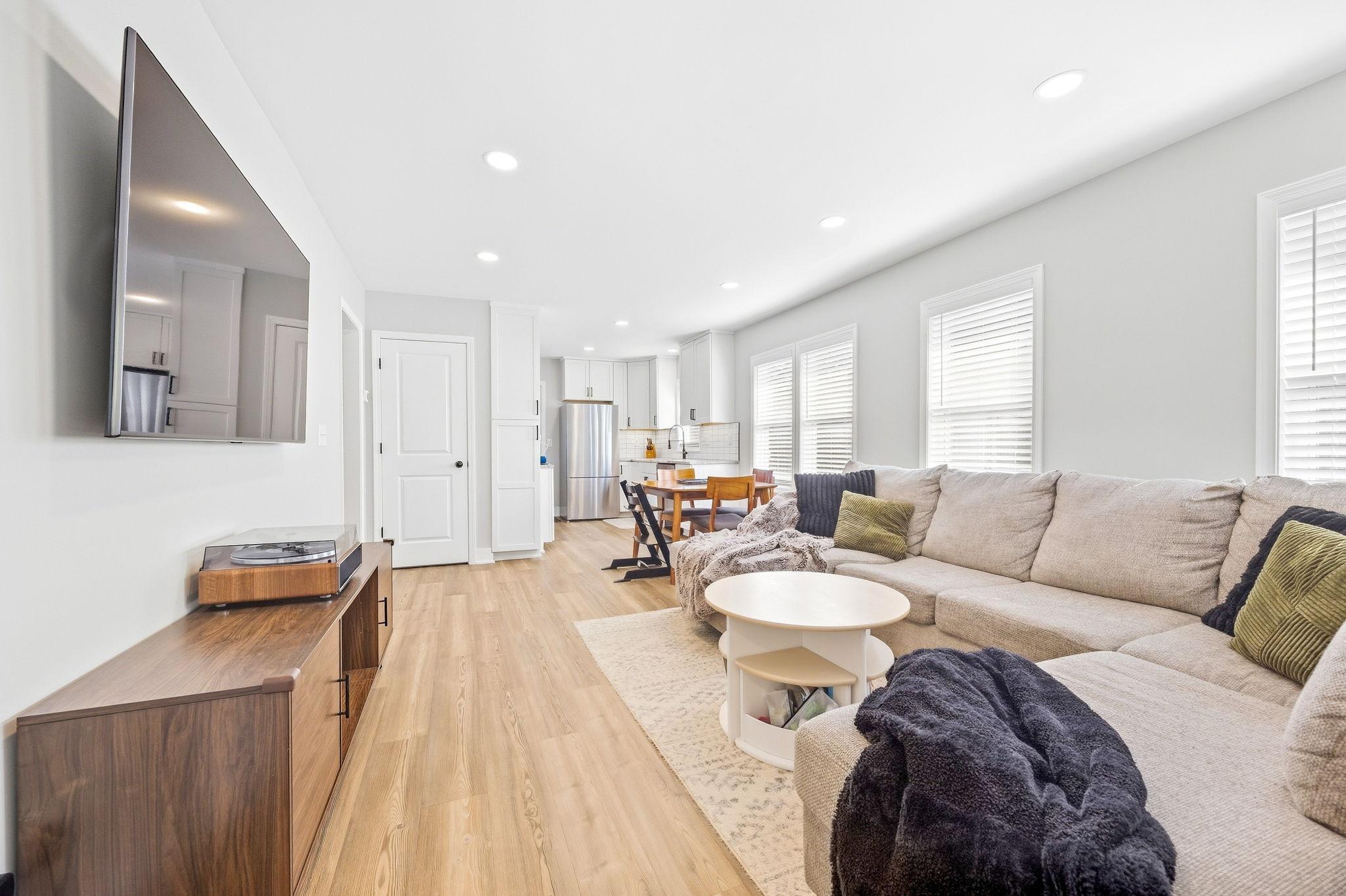 View of Residential at 3055 Salem Avenue, Saint Louis Park MN 55416, Saint Louis Park (7 of 27) - Mike Wilen | Minnesota Team Real Estate