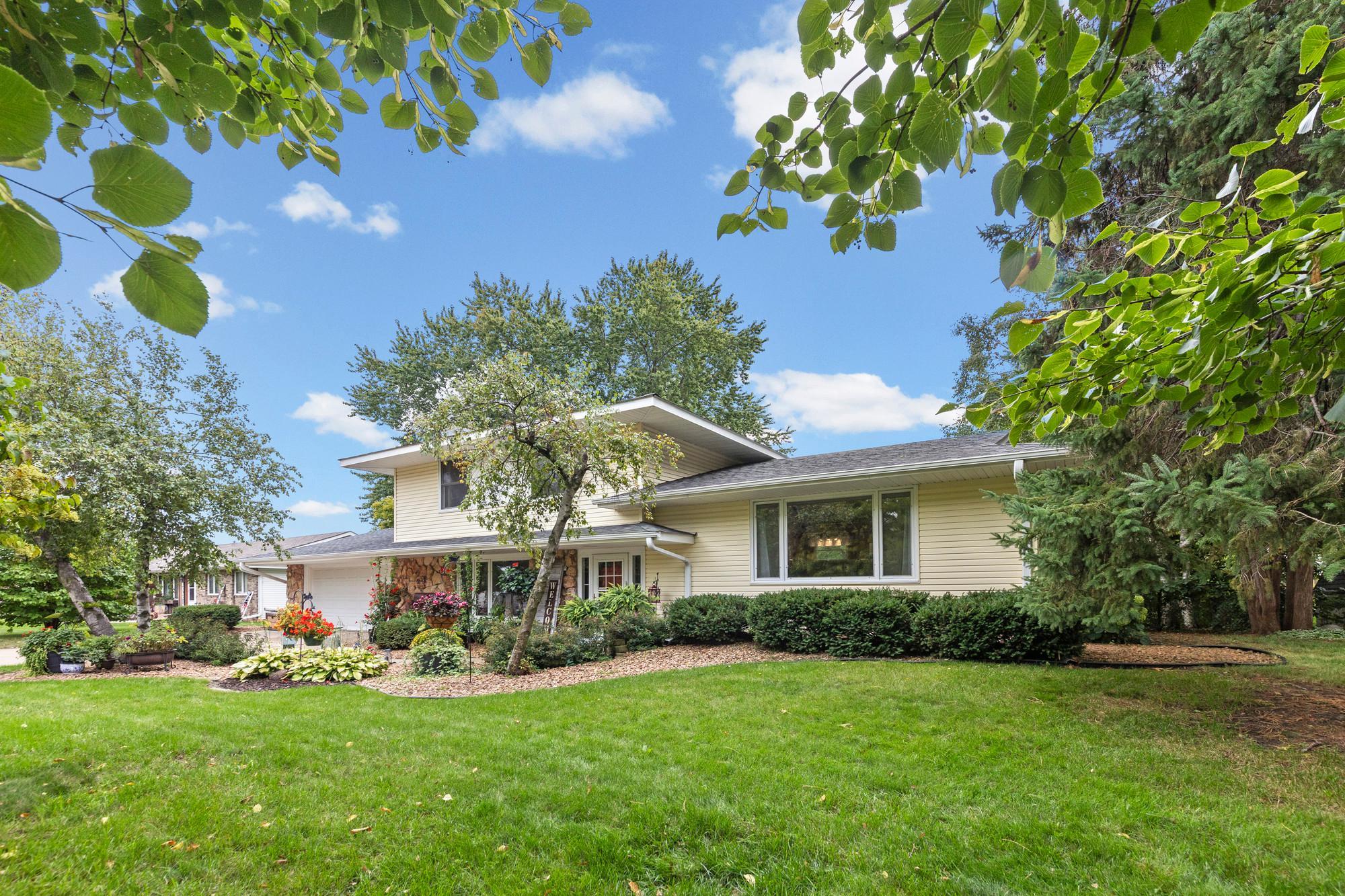 View of Residential at 228 Walnut Lane, Apple Valley MN 55124, Apple Valley (46 of 64) - Mike Wilen | Minnesota Team Real Estate