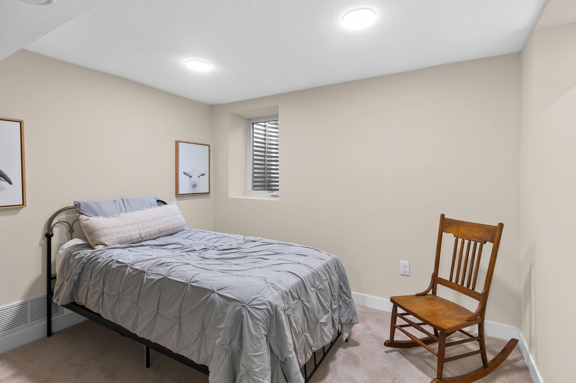View of Residential at 2566 Beacon Street, Roseville MN 55113, Roseville (27 of 31) - Mike Wilen | Minnesota Team Real Estate