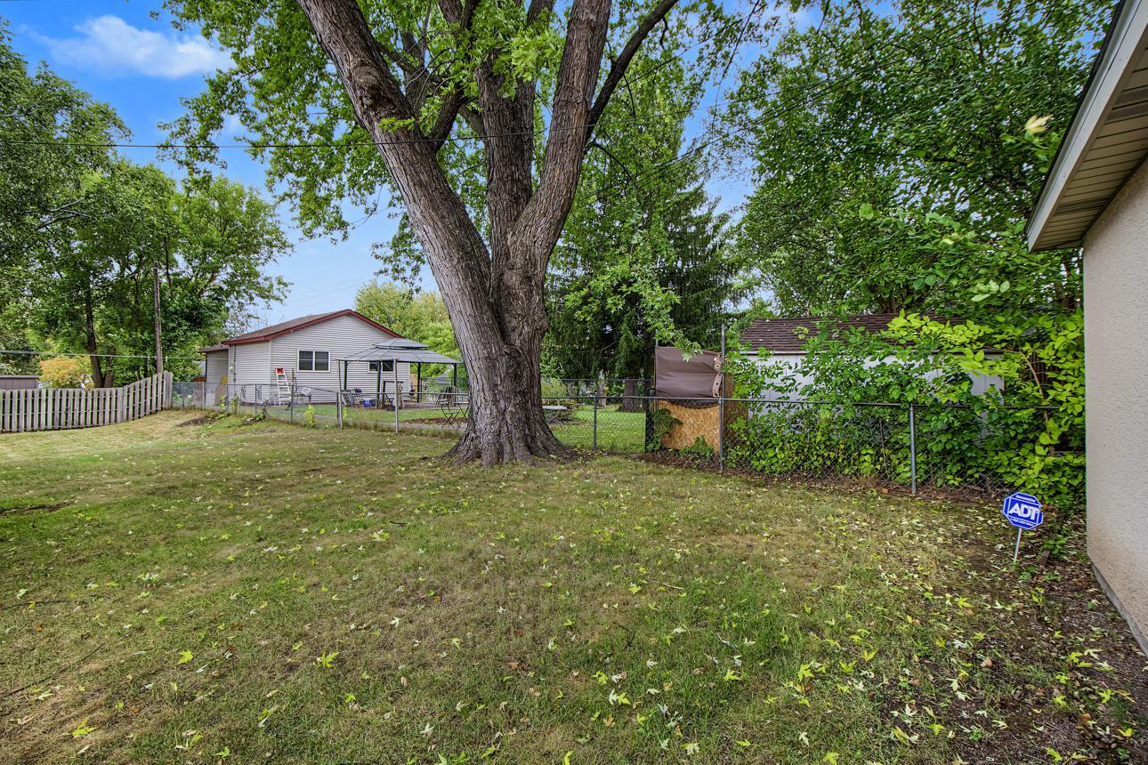 View of Residential at 830 Pedersen Street, Saint Paul MN 55119, Saint Paul (16 of 17) - Mike Wilen | Minnesota Team Real Estate