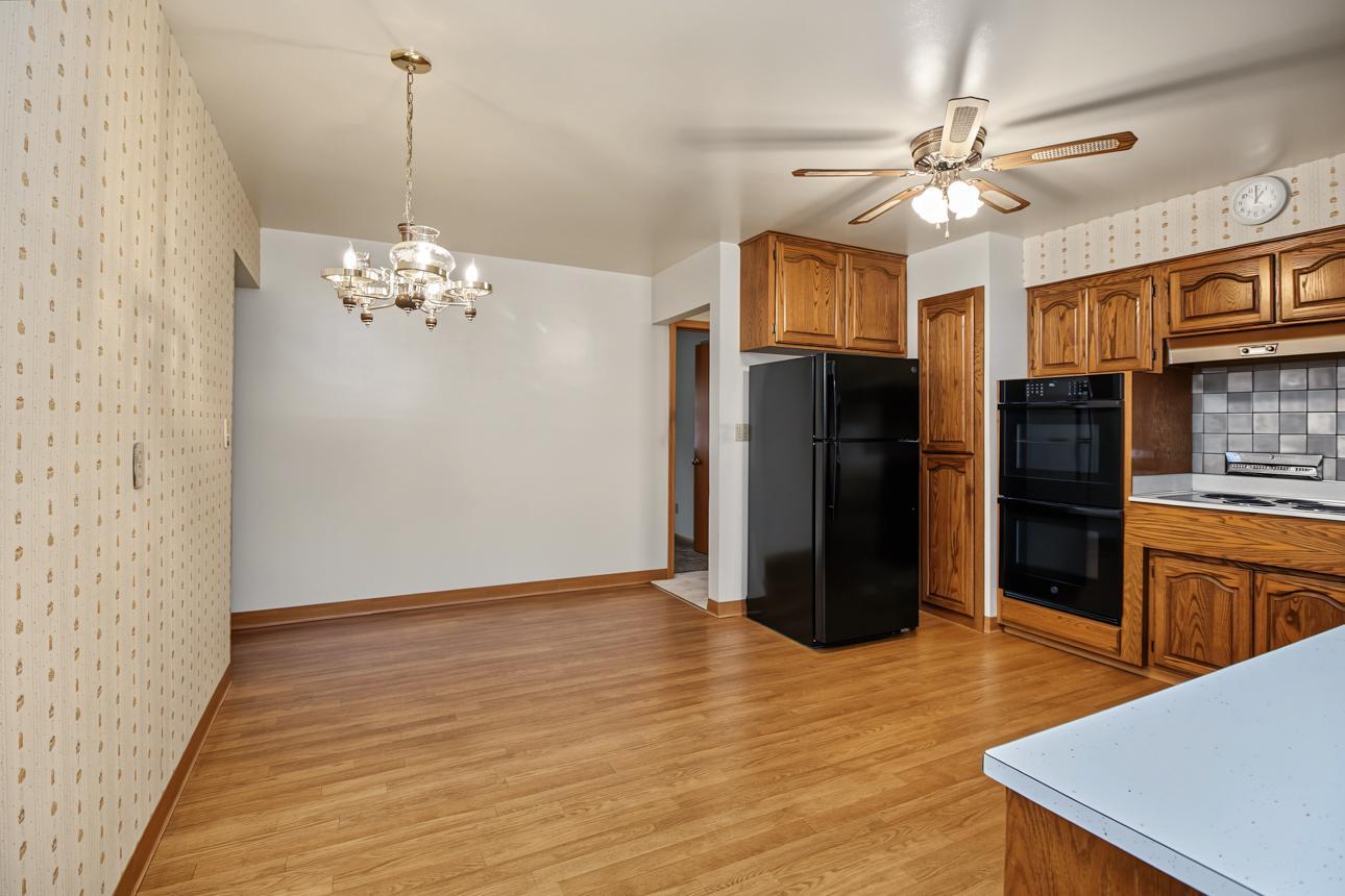 View of Residential at 830 Pedersen Street, Saint Paul MN 55119, Saint Paul (6 of 17) - Mike Wilen | Minnesota Team Real Estate