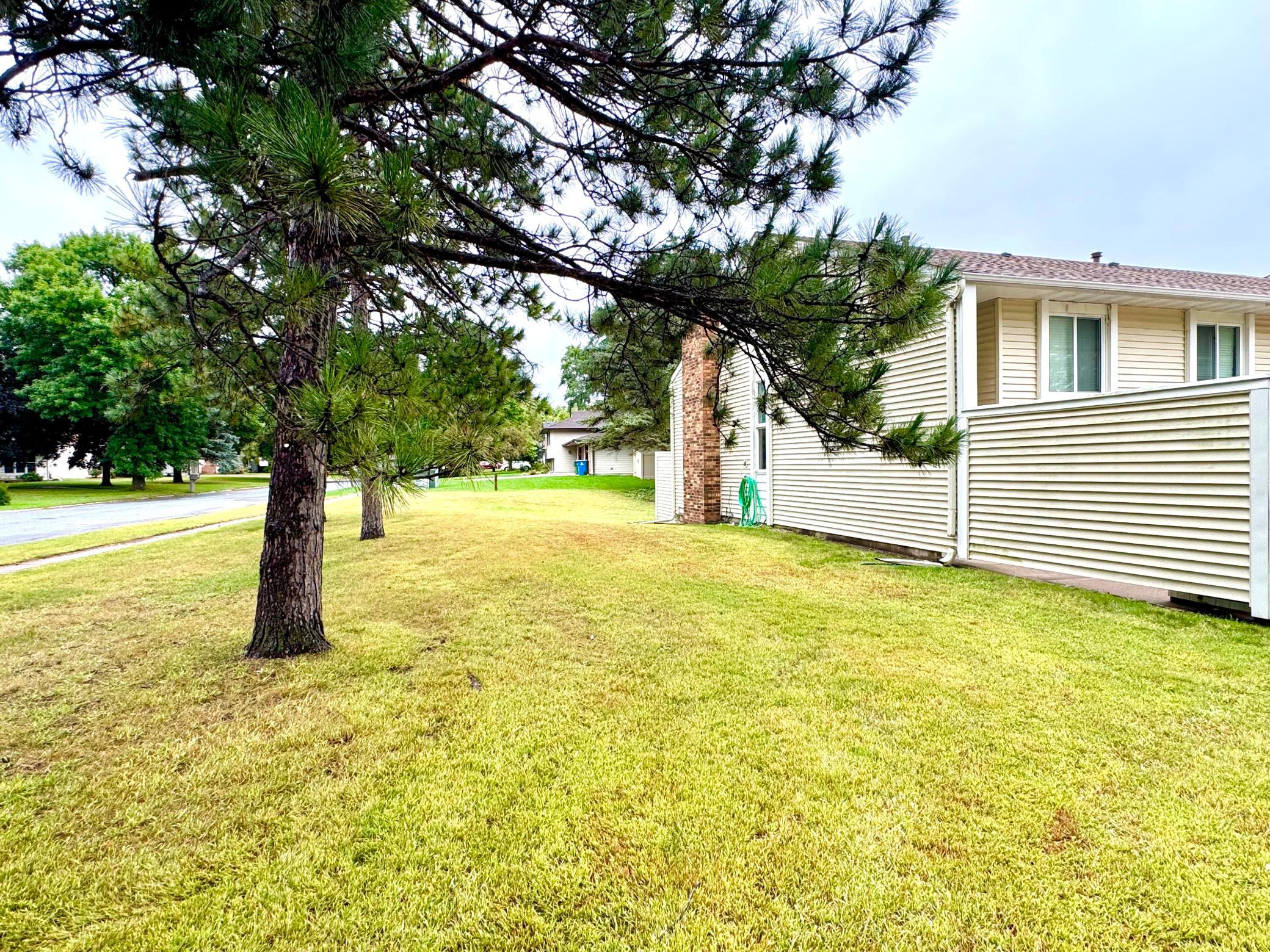 View of Residential at 10498 Yorktown Lane, Maple Grove MN 55369, Maple Grove (2 of 17) - Mike Wilen | Minnesota Team Real Estate