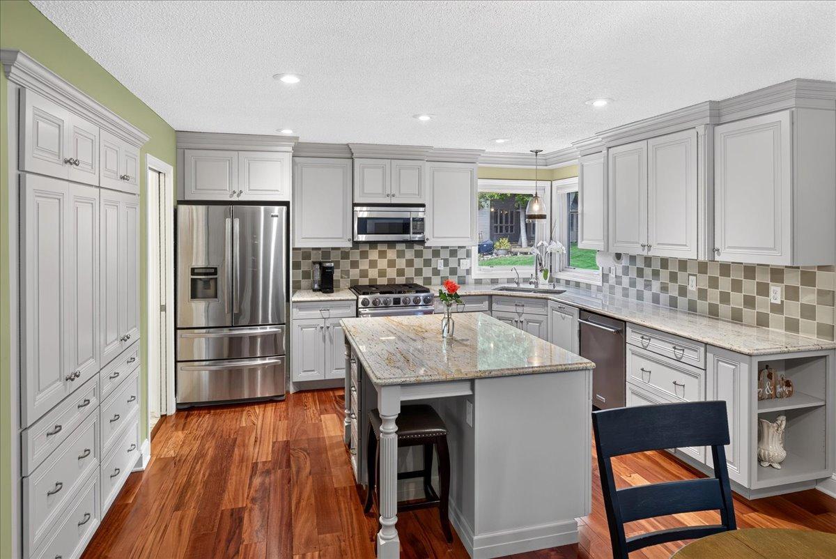 View of Residential at 2398 Hunter Drive, Chanhassen MN 55317, Chanhassen (30 of 59) - Mike Wilen | Minnesota Team Real Estate