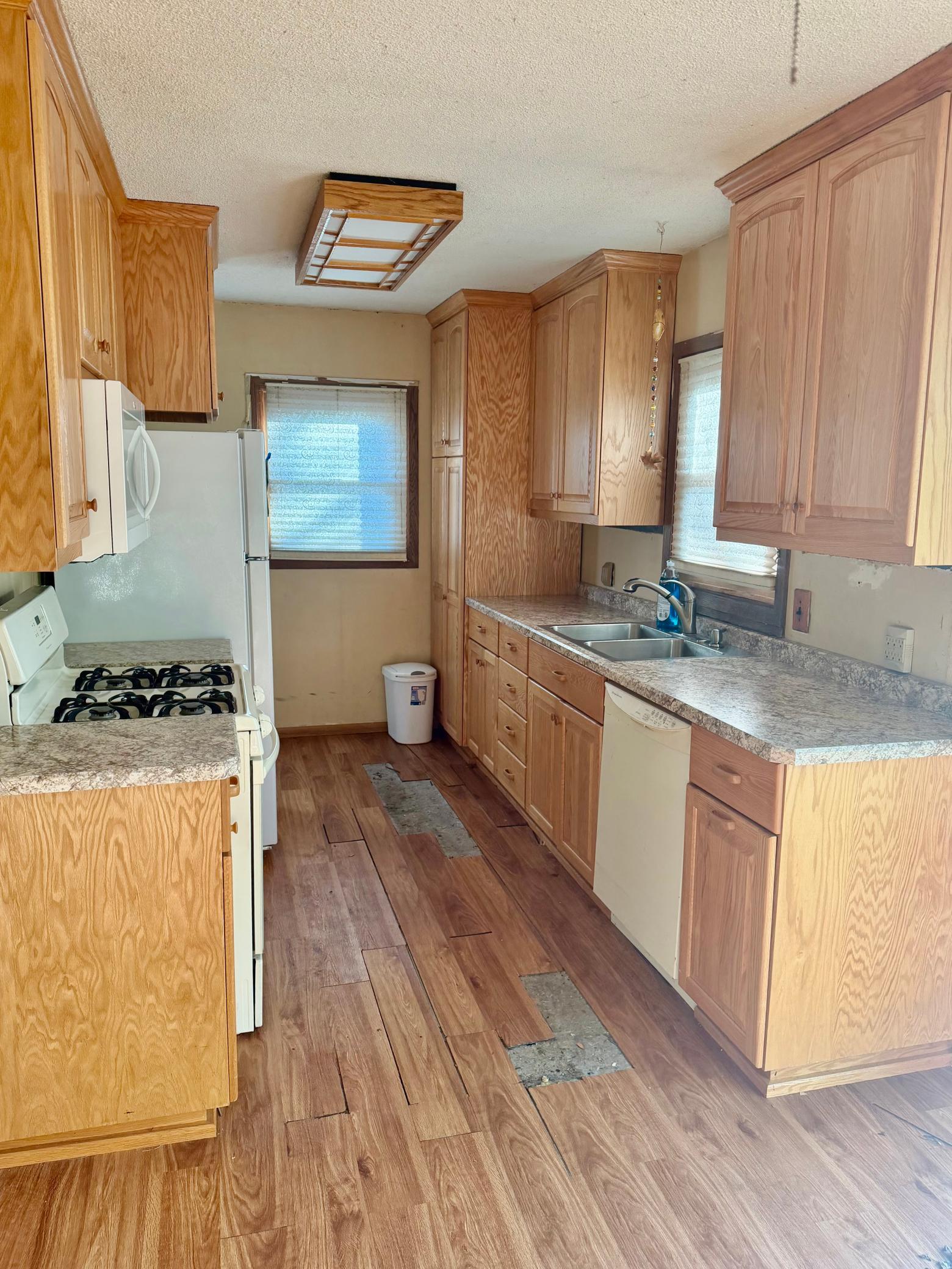 View of Residential at 2205 Brookview Drive, Brooklyn Center MN 55430, Brooklyn Center (2 of 14) - Mike Wilen | Minnesota Team Real Estate