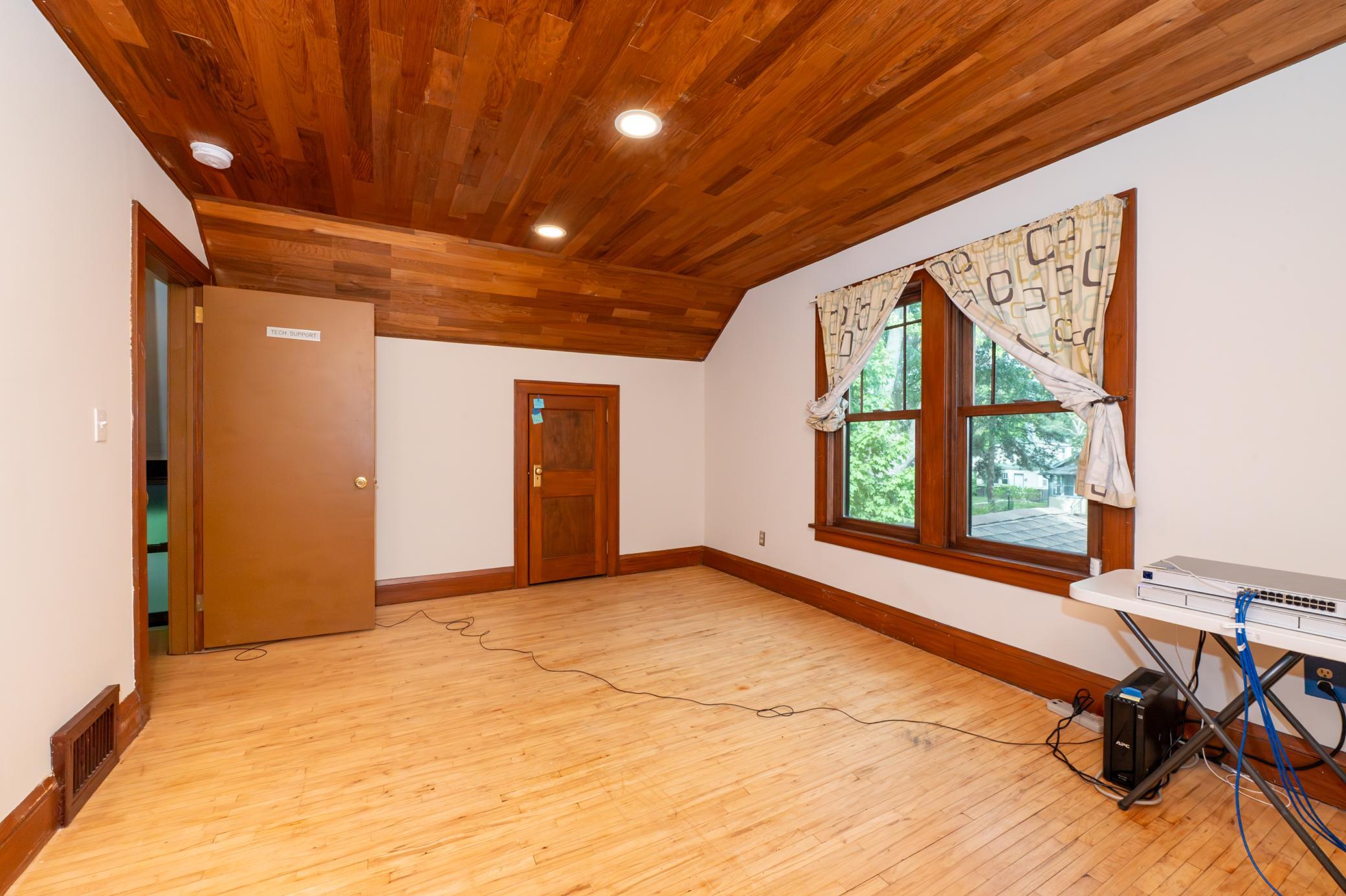 View of Residential at 4543 Oliver Avenue, Minneapolis MN 55412, Minneapolis (25 of 35) - Mike Wilen | Minnesota Team Real Estate