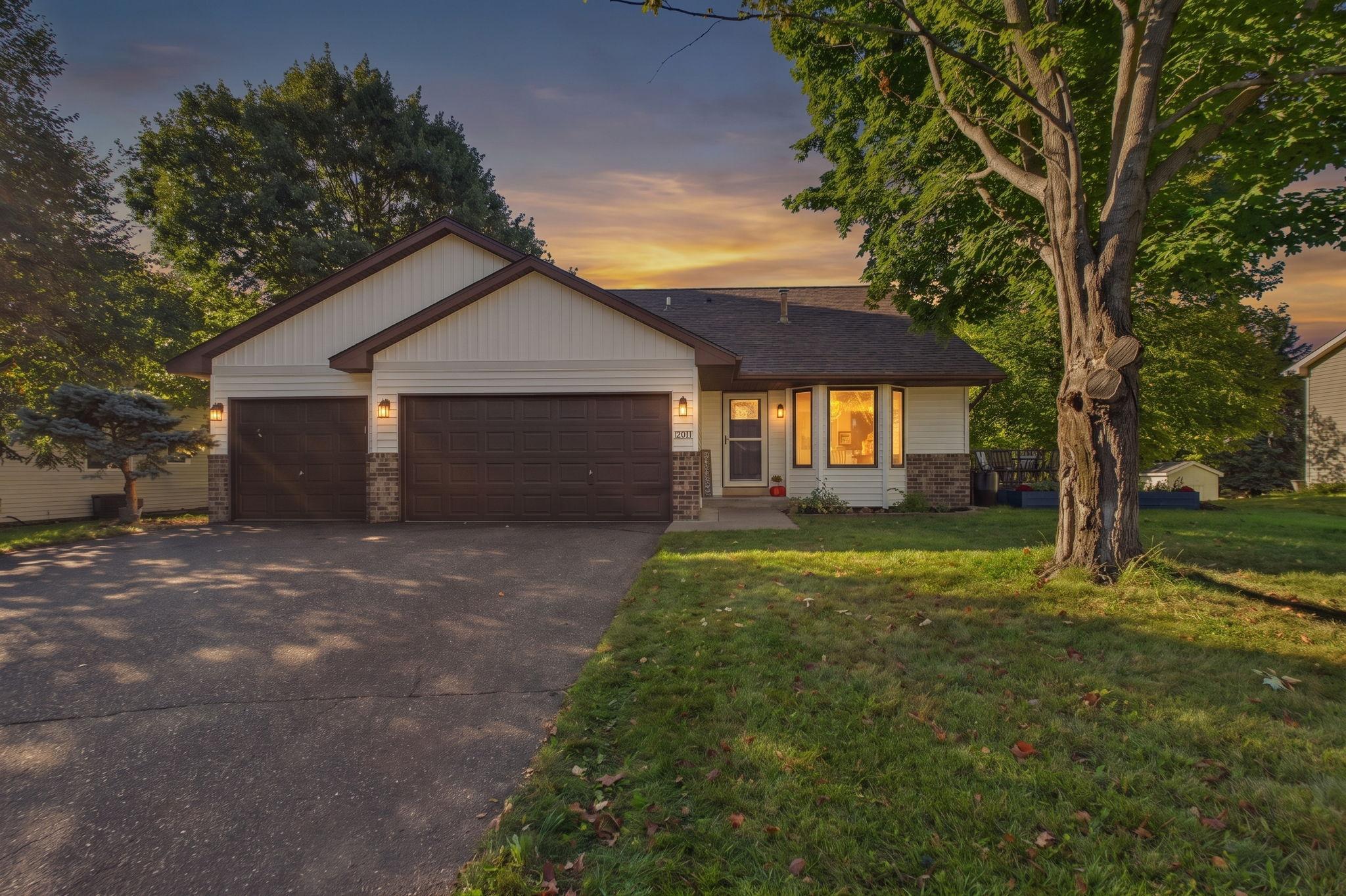 View of Residential at 7081 Upper 36th Street, Oakdale MN 55128, Oakdale (36 of 36) - Mike Wilen | Minnesota Team Real Estate